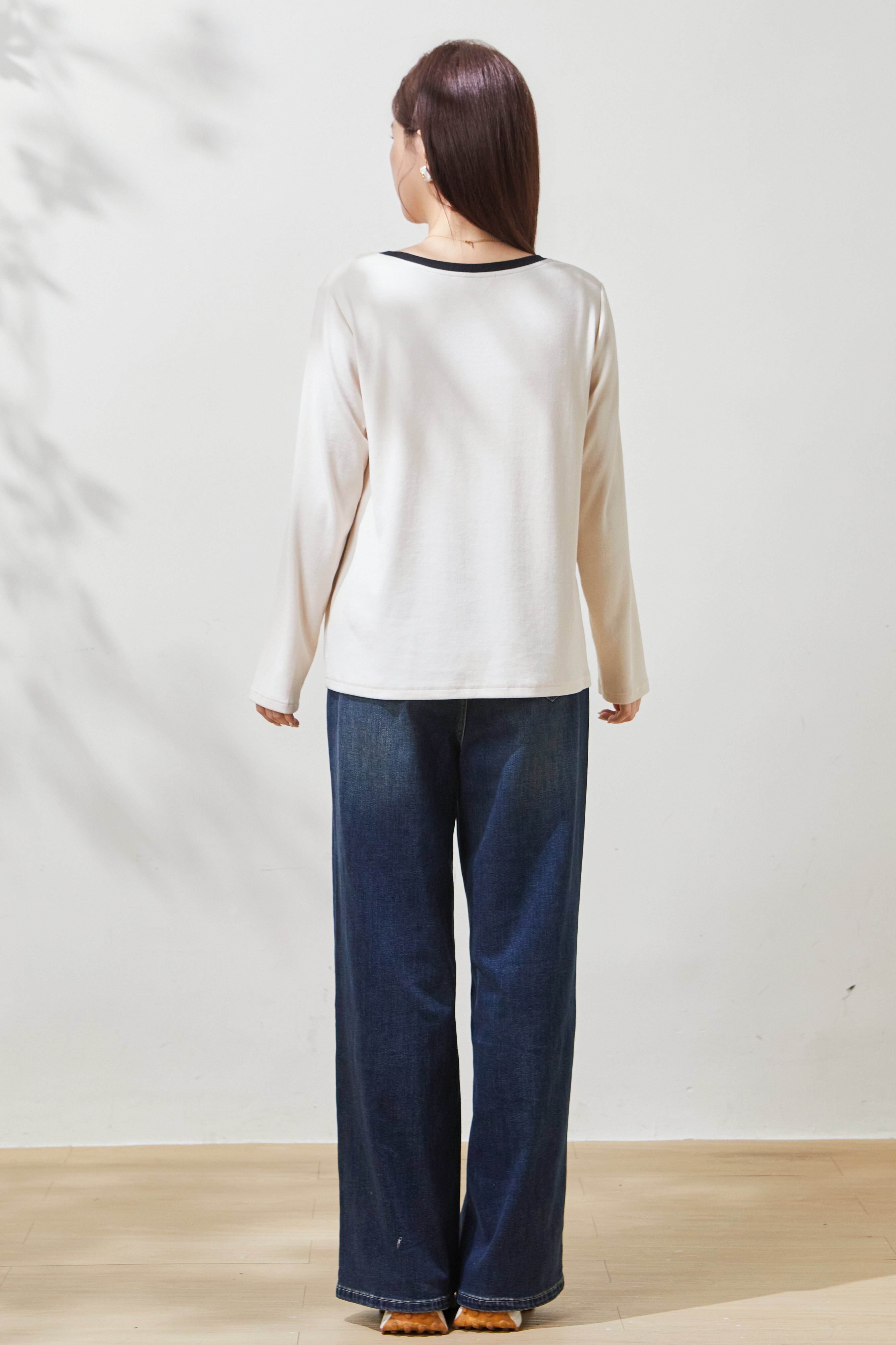 Round-neck color-block cat print top FCZ7082