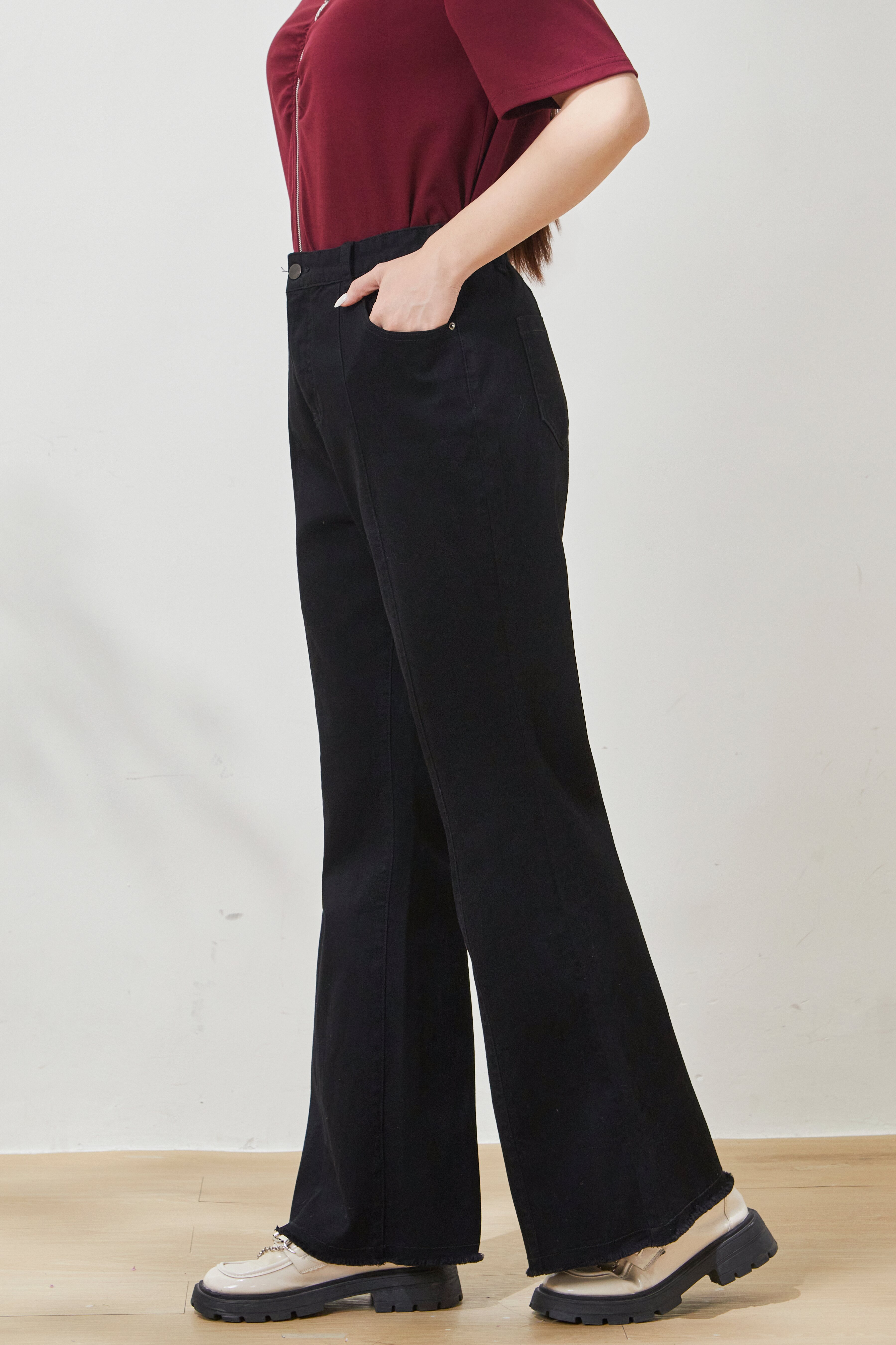 Split hem raw edge flared jeans FXK8003