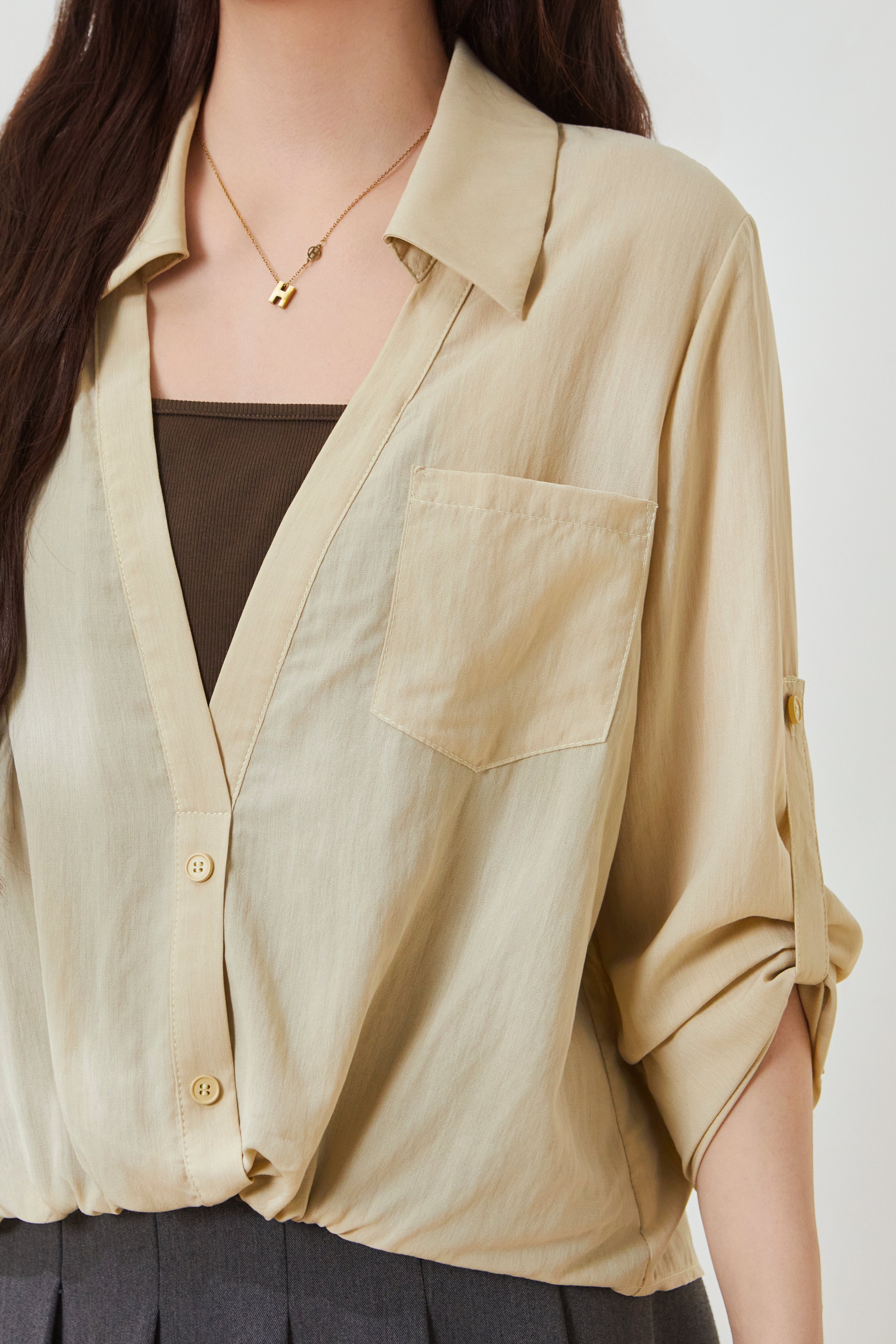 Two-tone faux two-piece V-neck blouse FCA6889