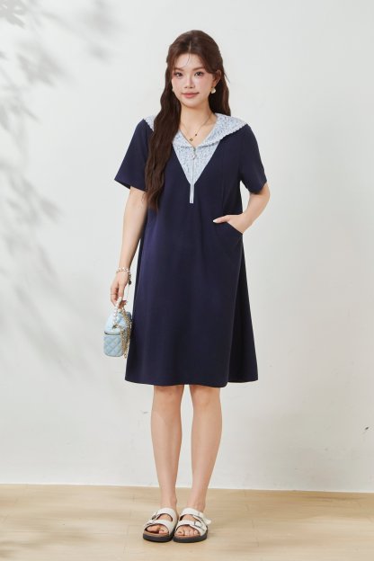Two-tone navy collar dress with lace trim FXQ7051