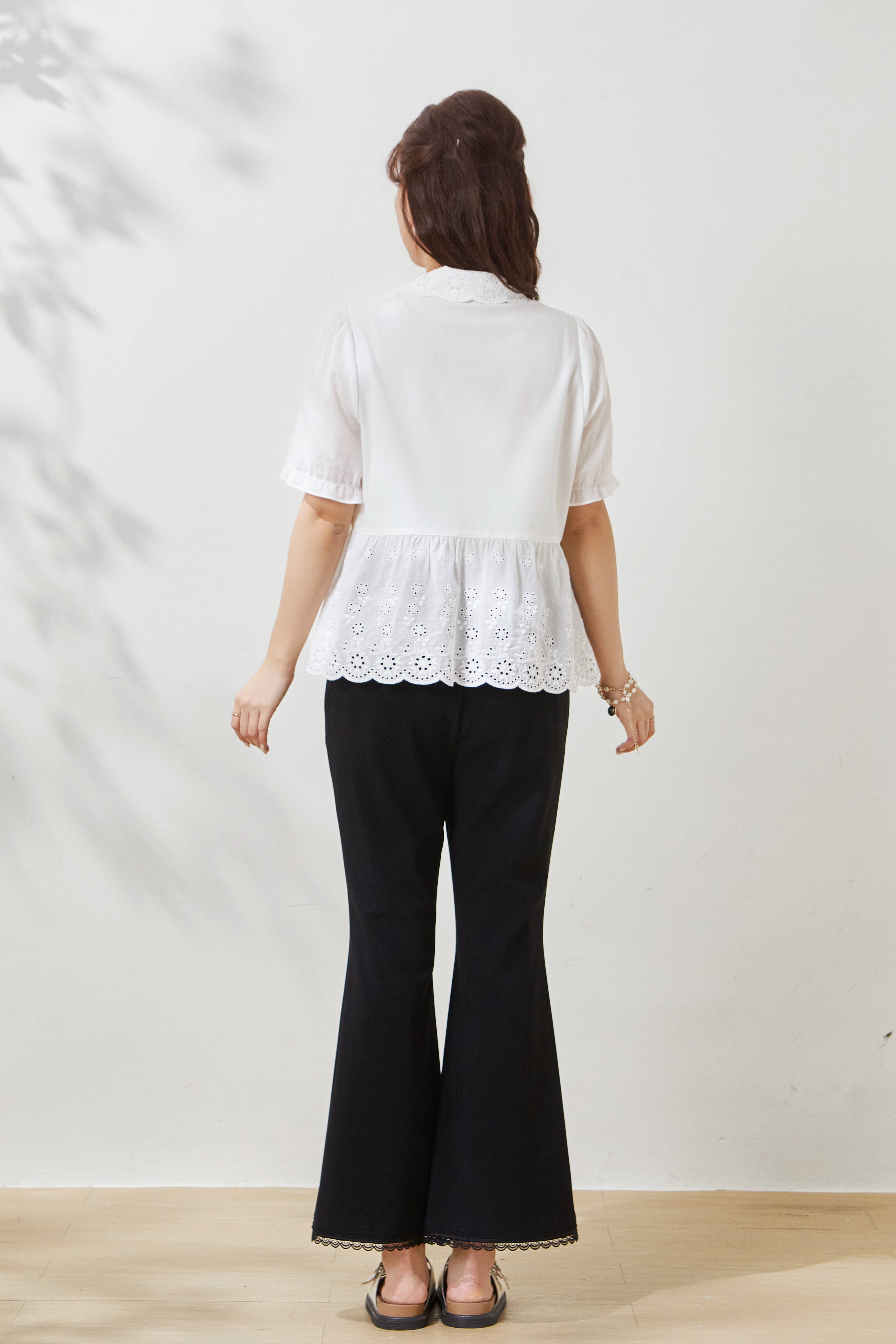 Waist-cinching heavy embroidery top FXA7058