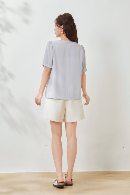 Round-neck pleated three-dimensional floral top FXA7035