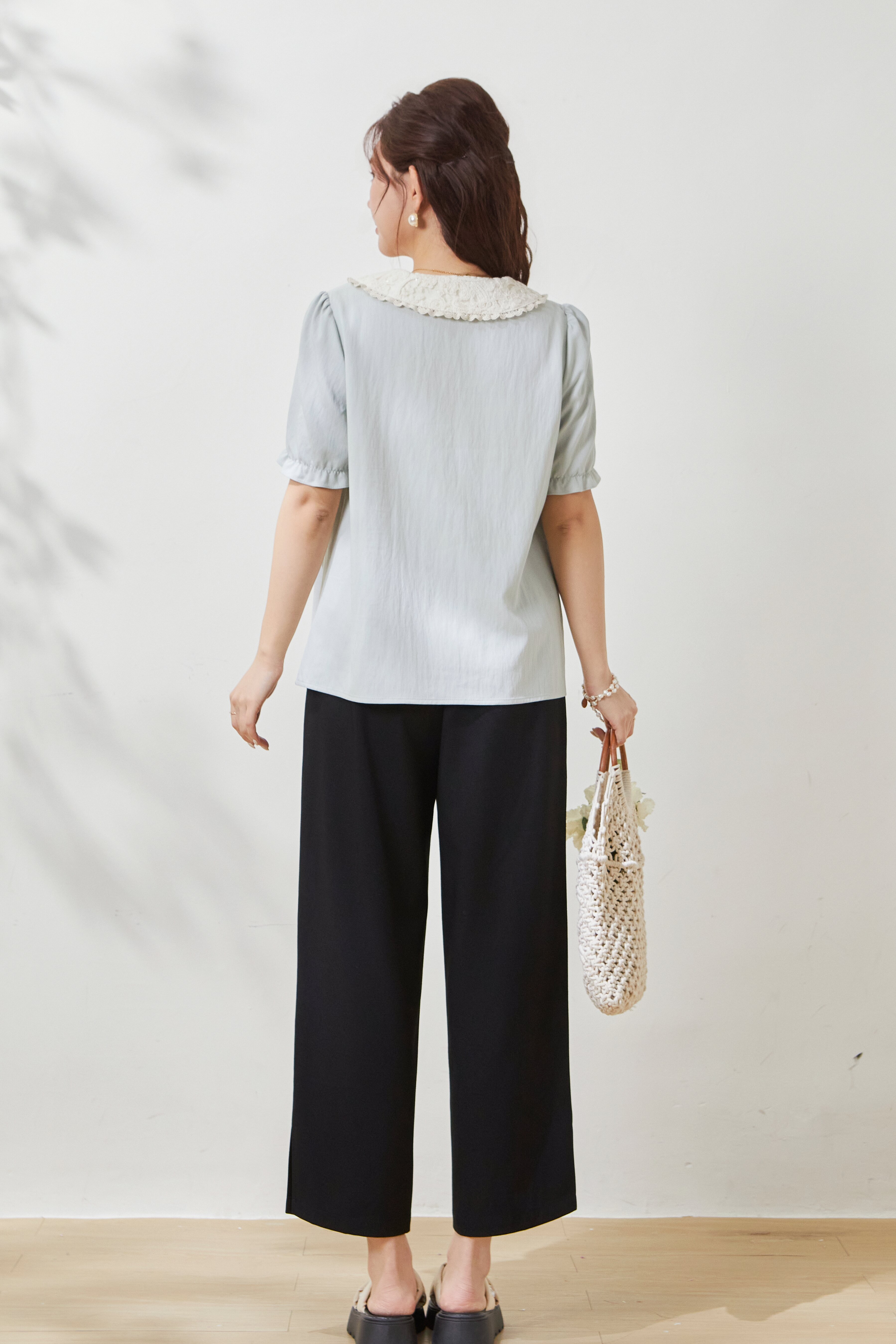 Imitation Cotton-Linen Lace Color-Block V-Neck Blouse FXA7052