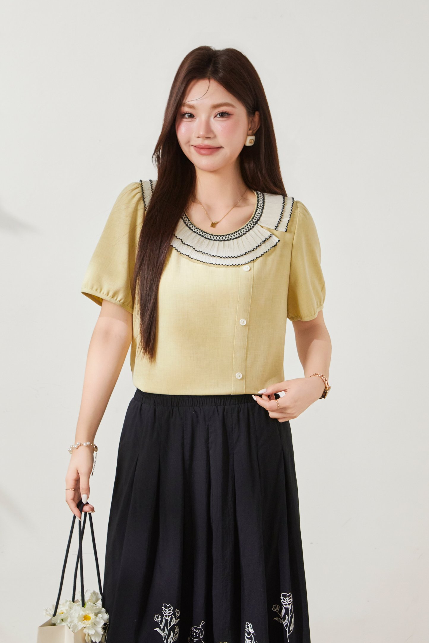 Round neck irregular bubble sleeve shirt FXA8020