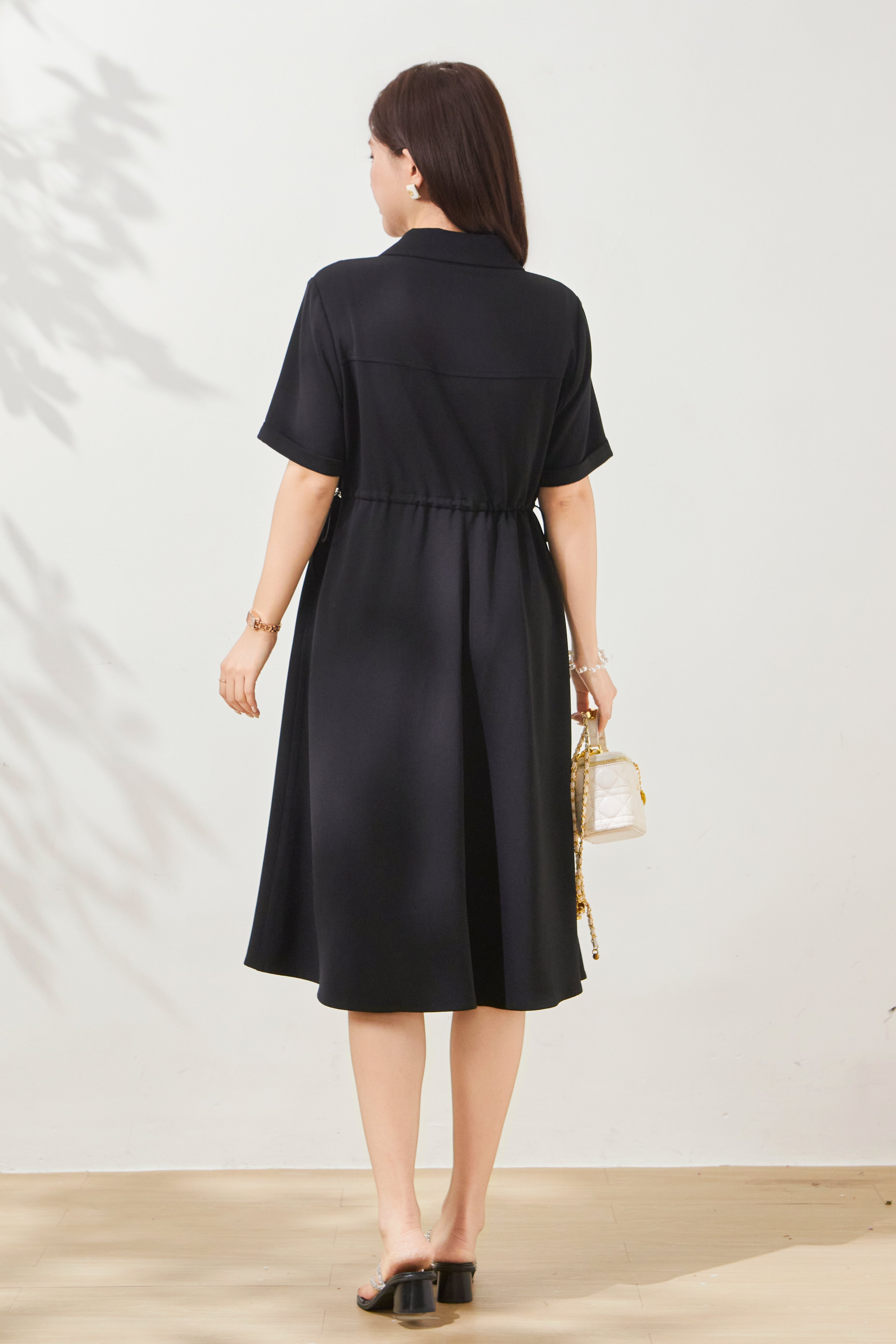 Collar sleeves rolled up, waist cinched, embroidered dress FXQ7075