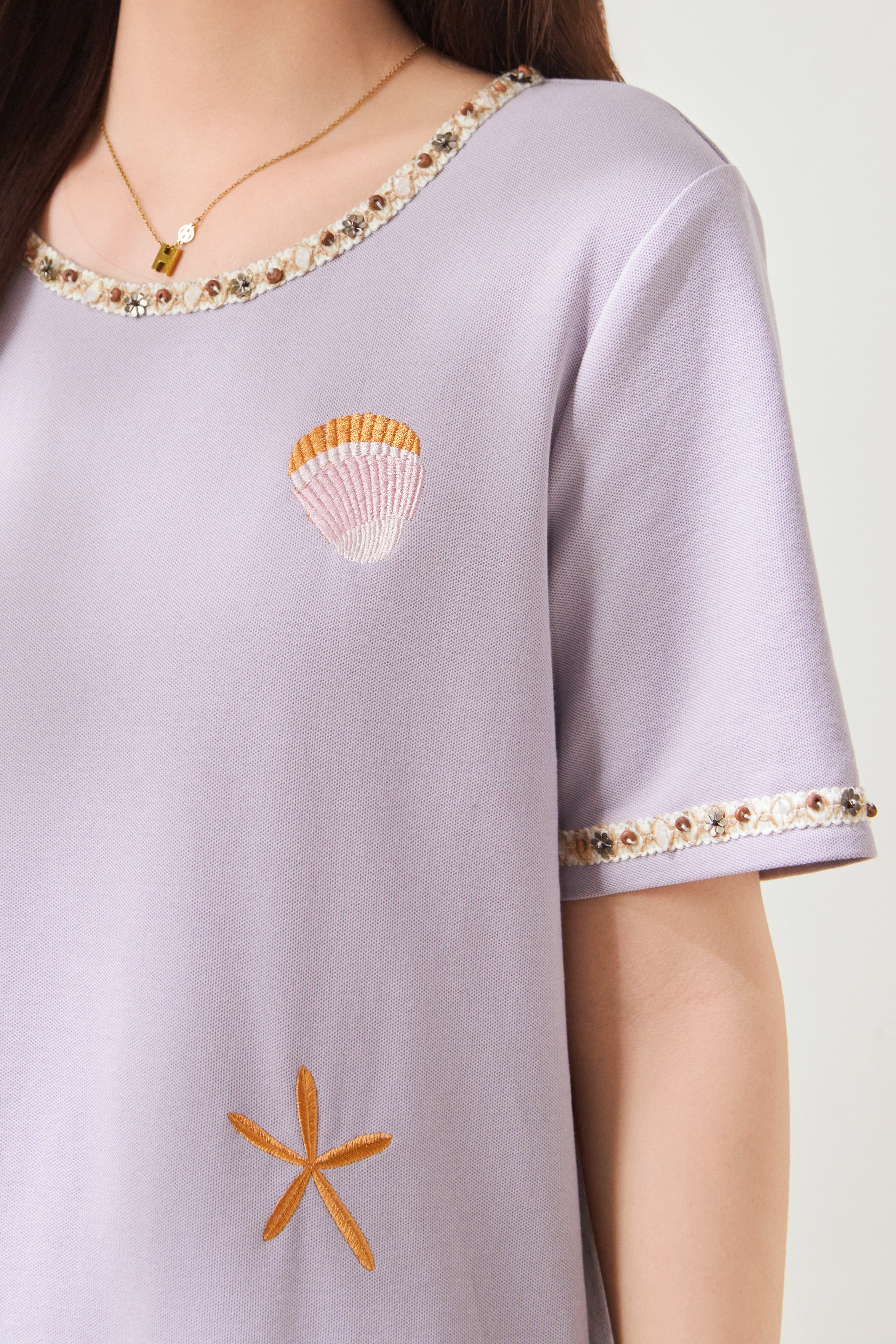 Piqué cotton embroidered round-neck dress FXQ7095