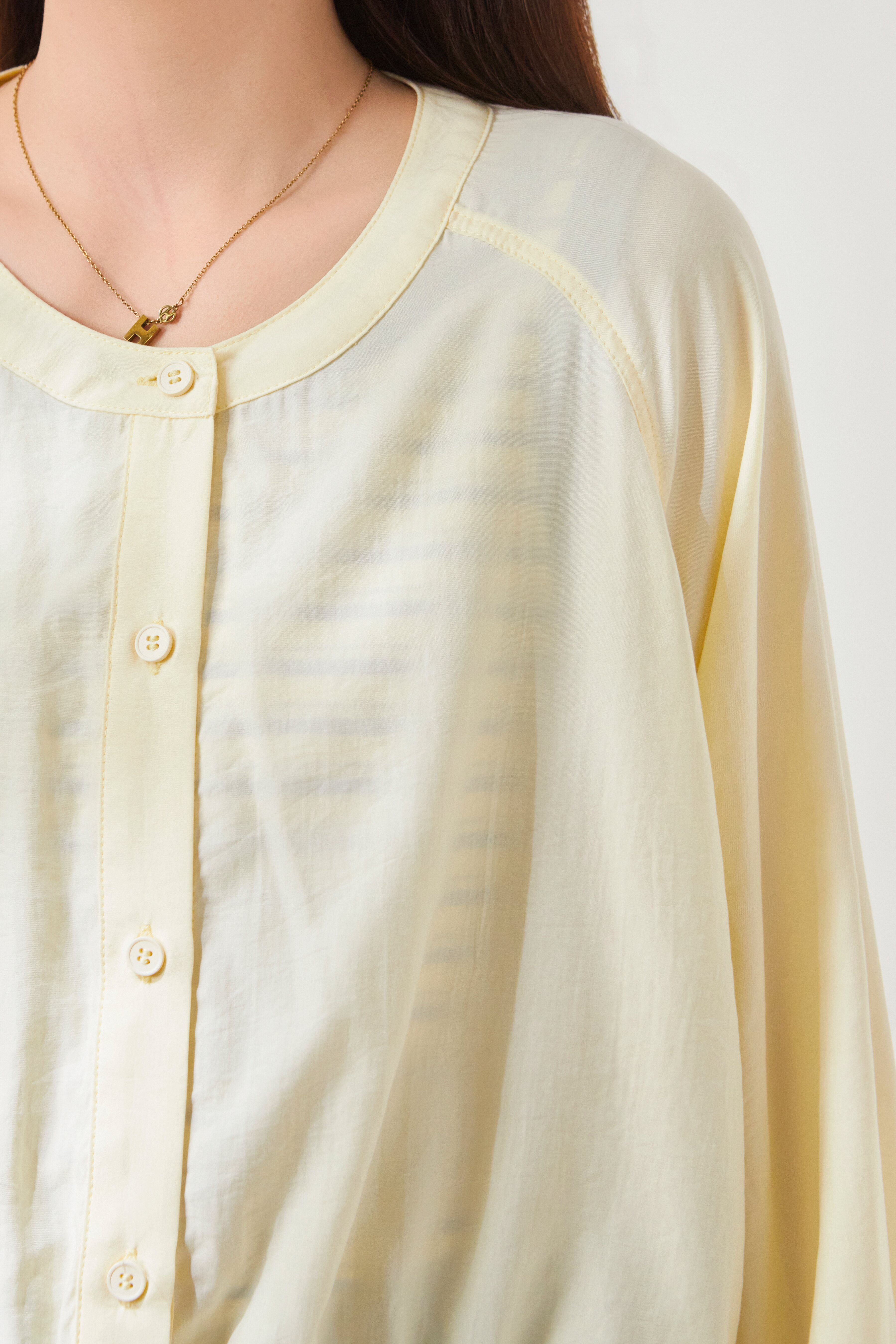 Bat-sleeve round-neck solid color light jacket FXW8039