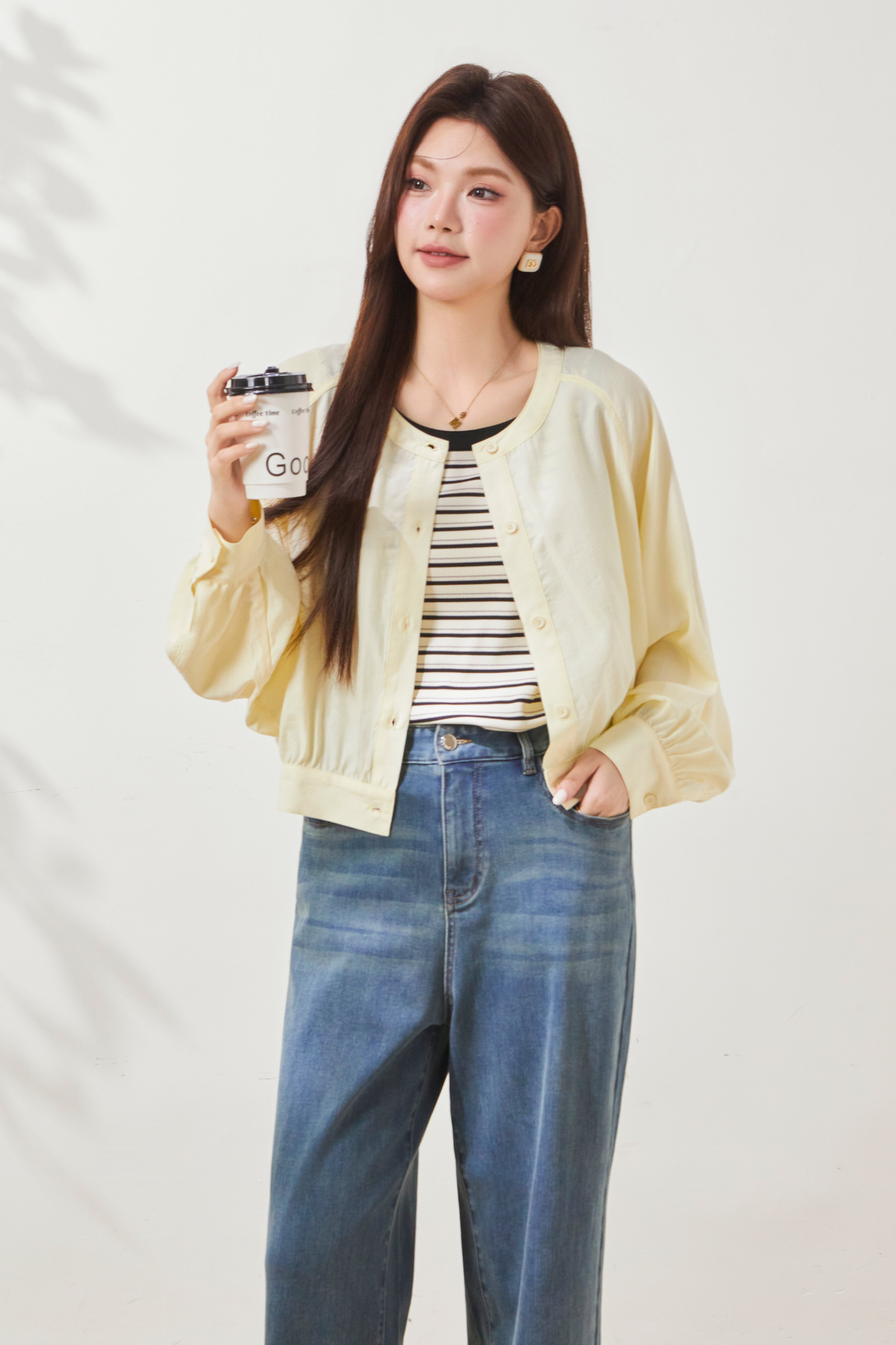 Bat-sleeve round-neck solid color light jacket FXW8039