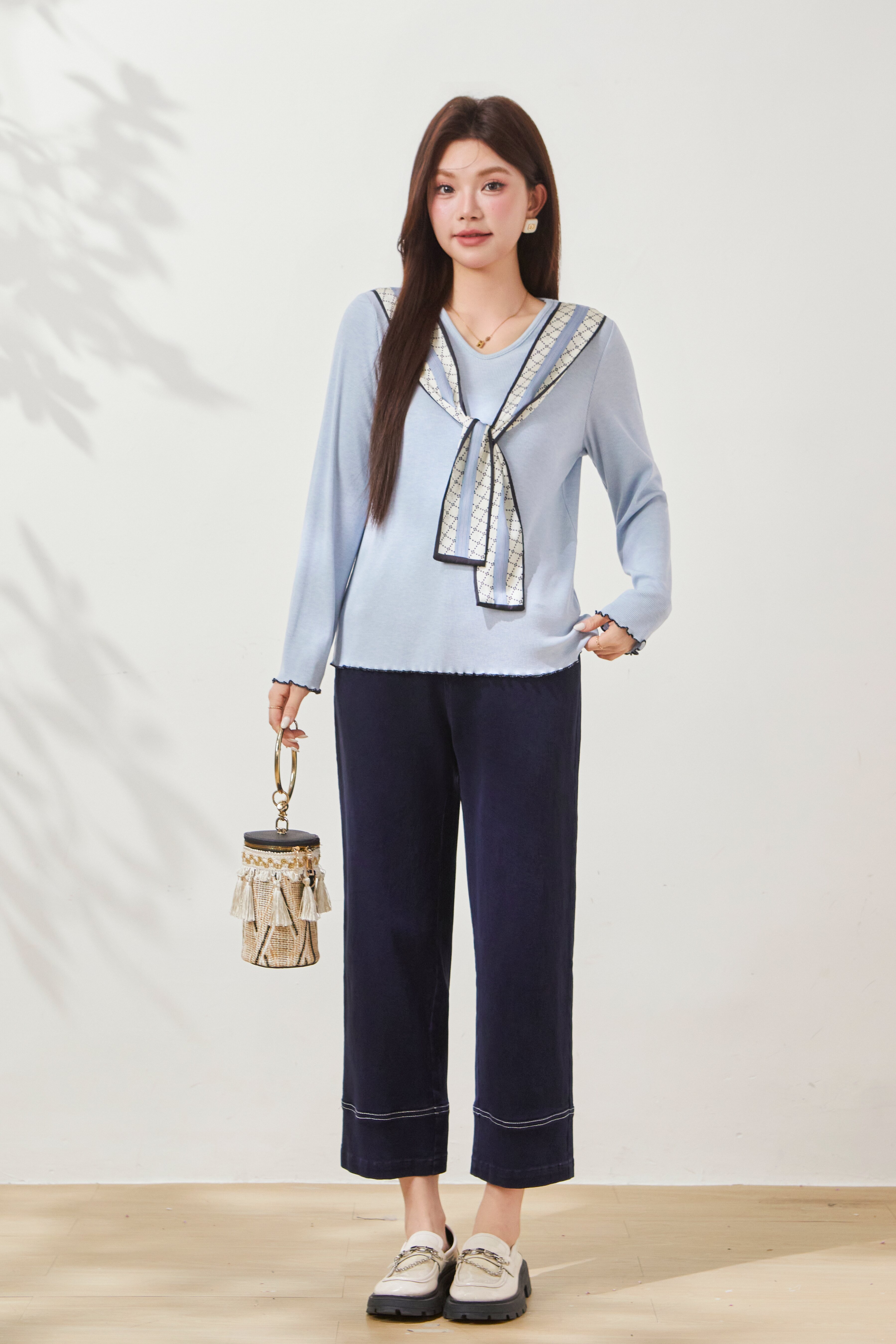 Silk Scarf Fake Two-Piece T-Shirt FCZ6898
