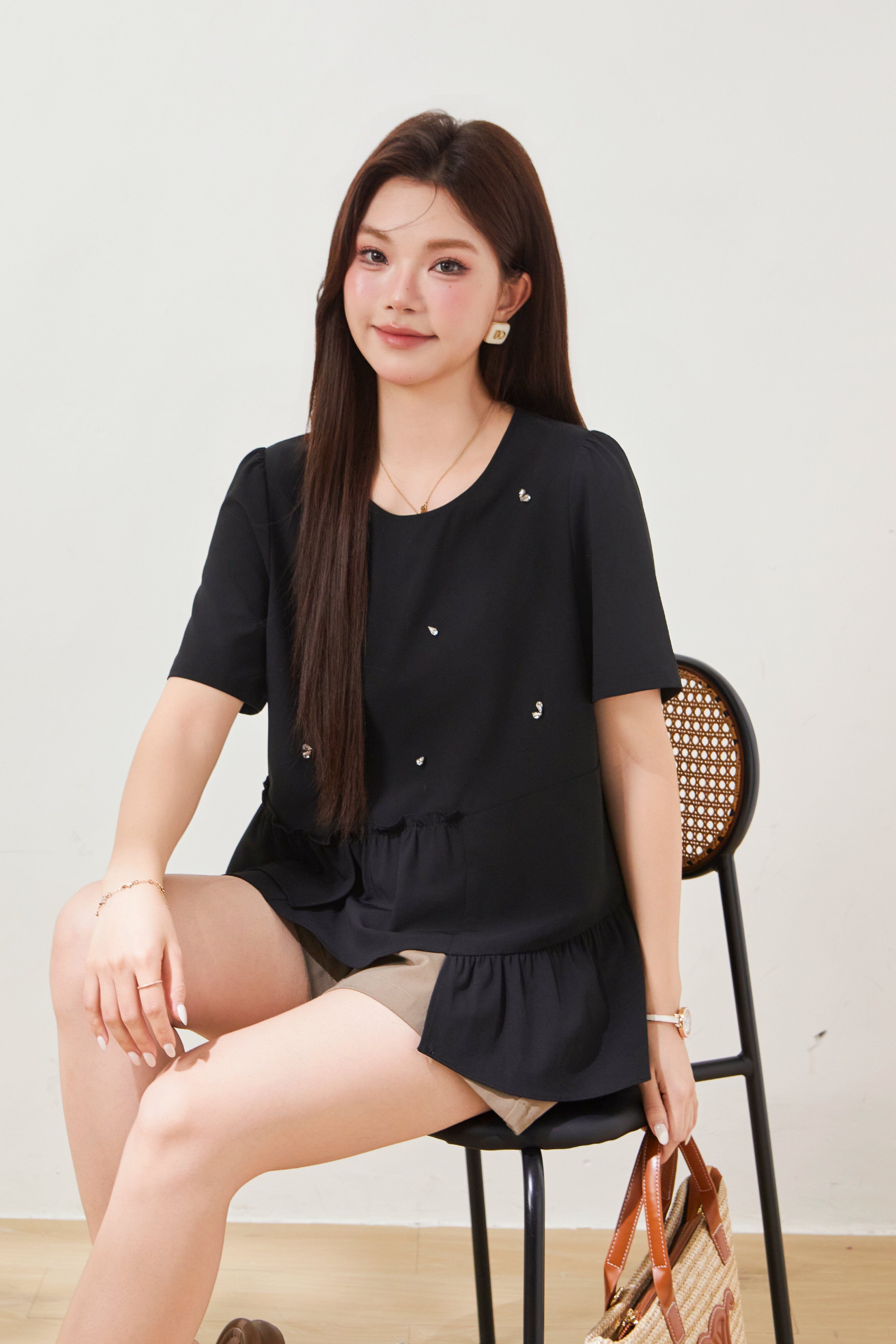 Round neck nail bead ruffle irregular top FXA7078