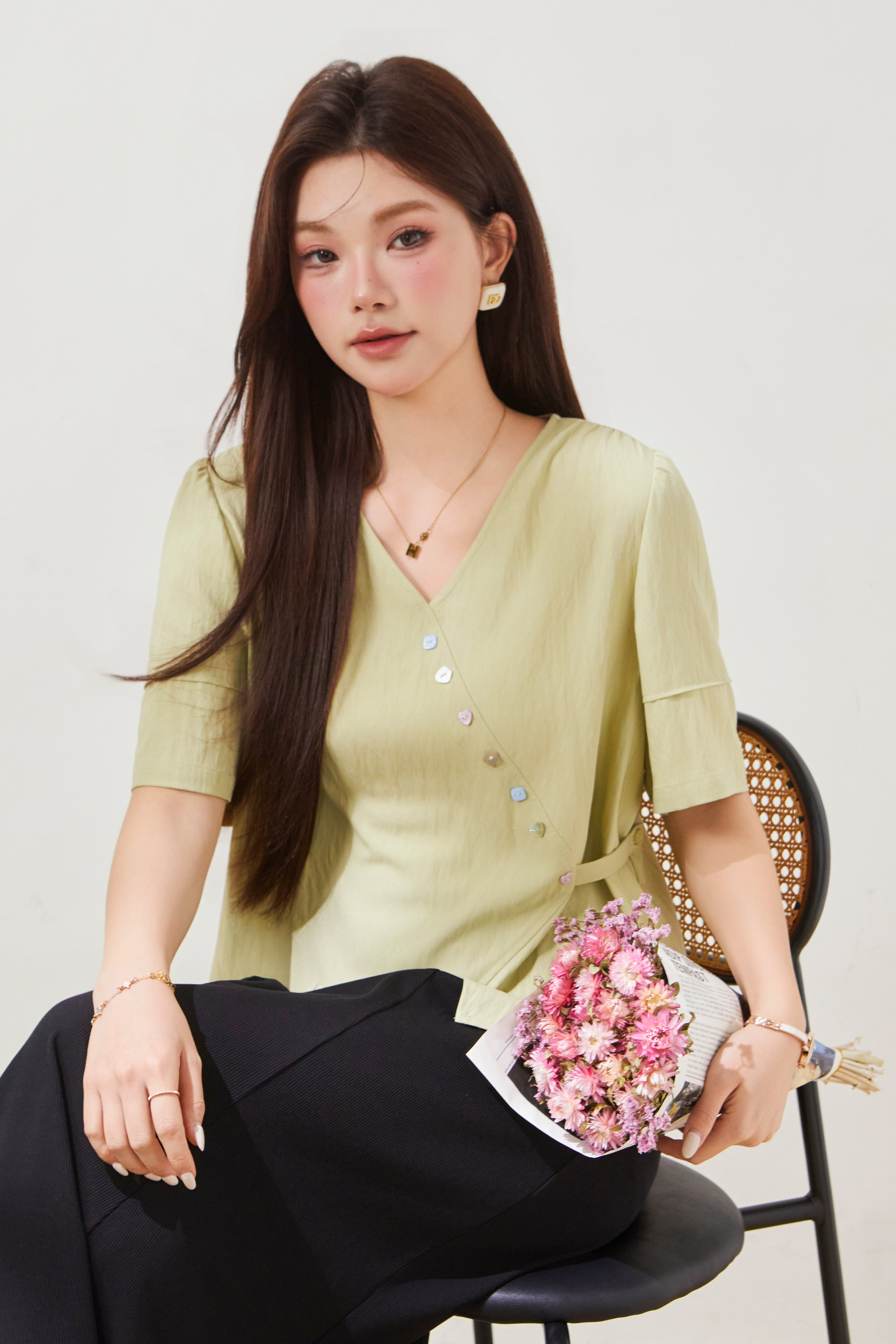Tie-waist V-neck blouse FXA8008