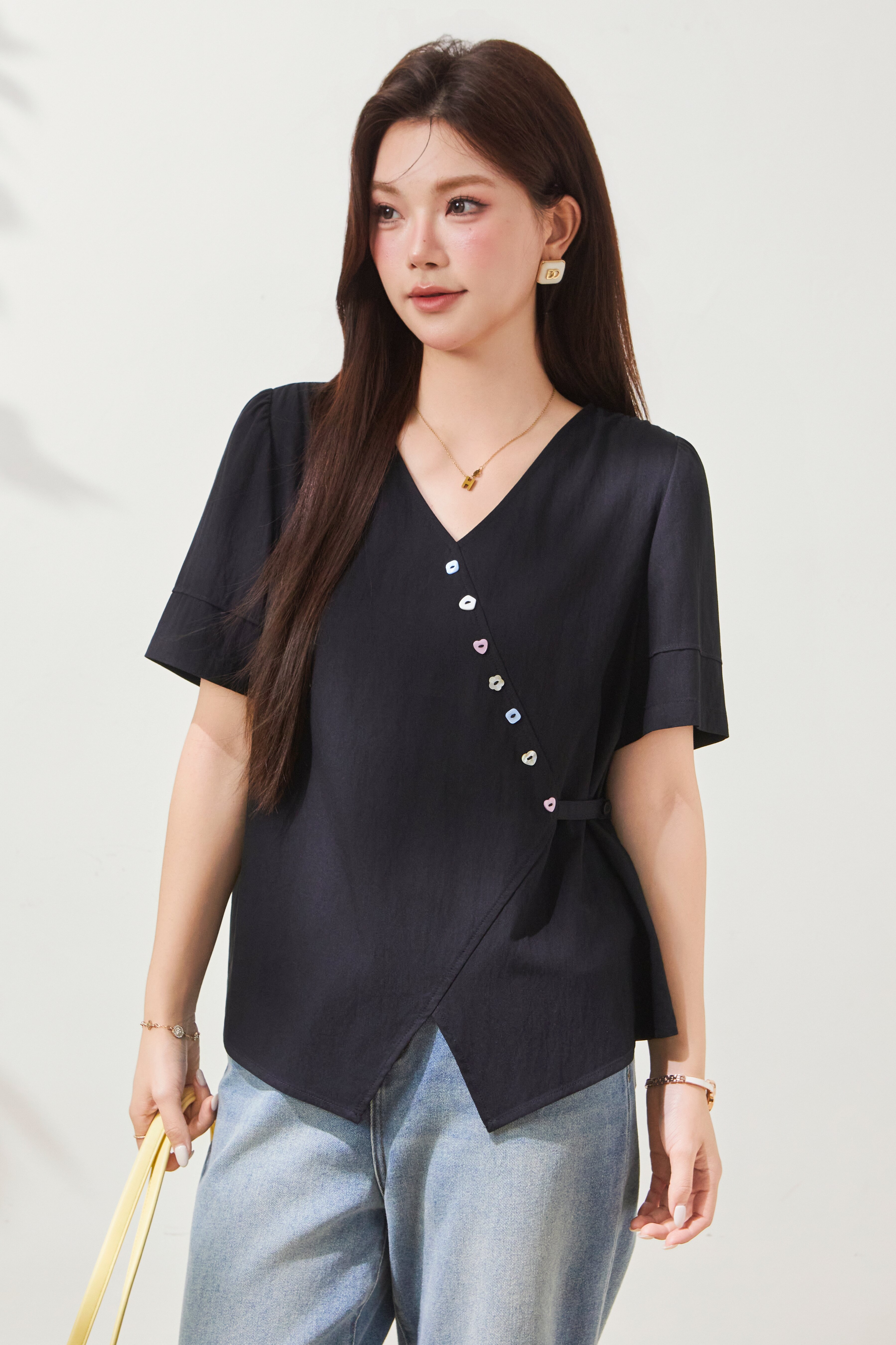 Tie-waist V-neck blouse FXA8008