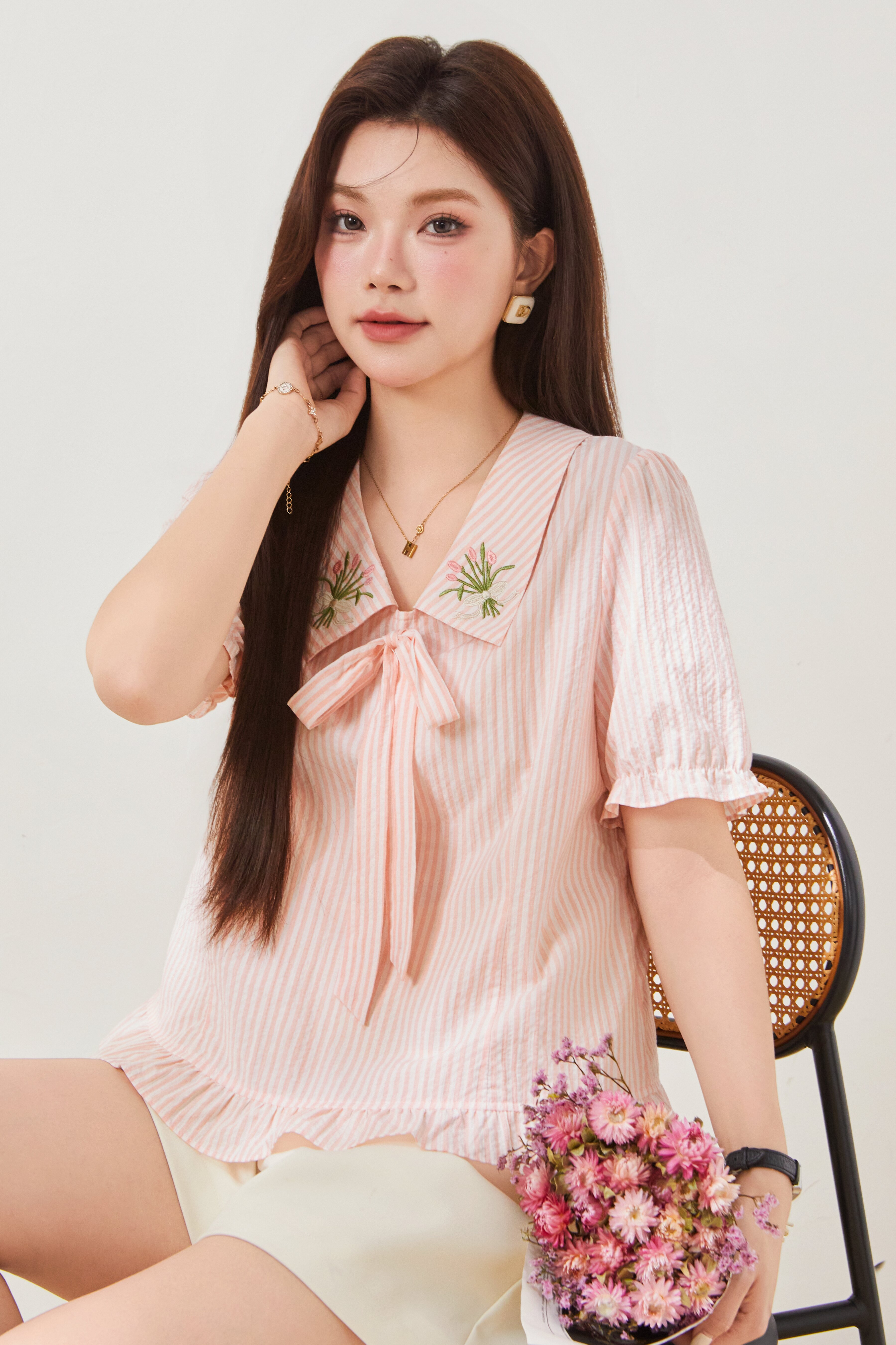 Bubble sleeve striped embroidered slim fit shirt FXA8059