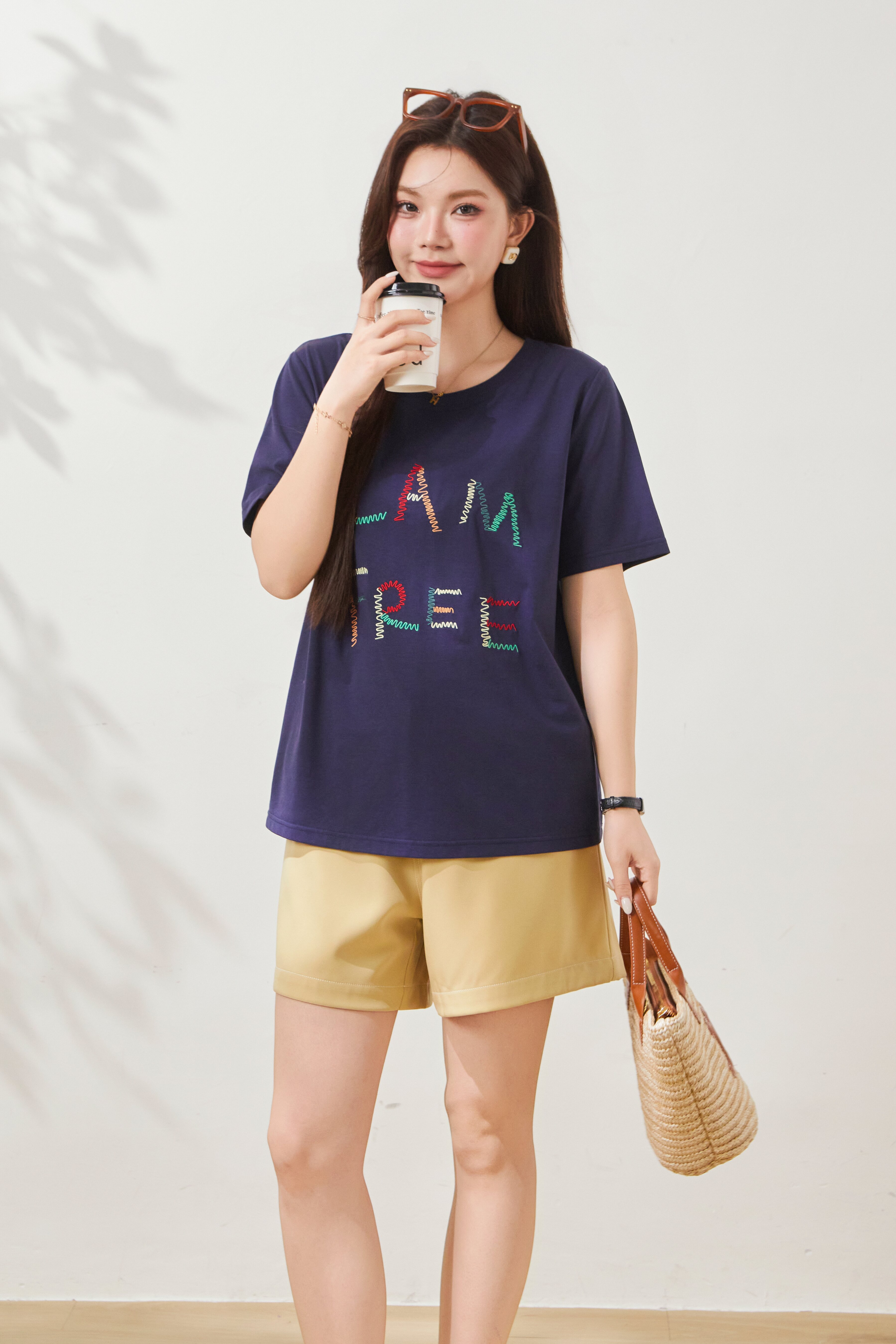 Colorful letter embroidered round neck T-shirt FXZ7090