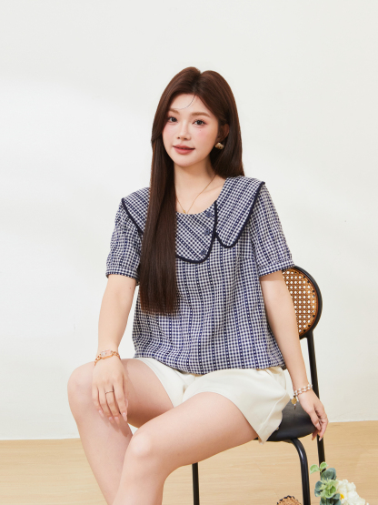 Round-neck blue checkered puff-sleeve blouse FXA7321