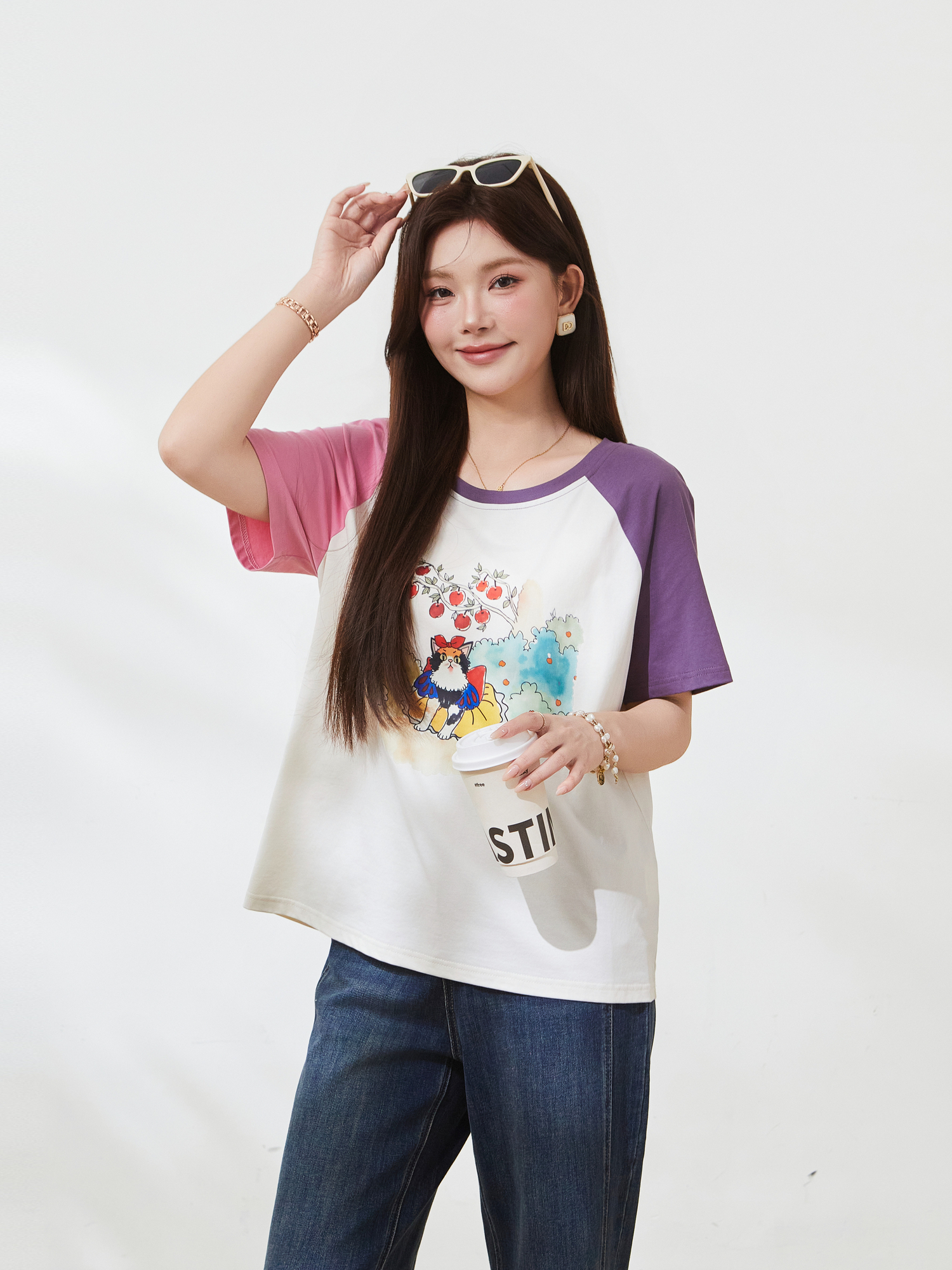 Color blocked shoulder cartoon cat T-shirt，FXZ7168