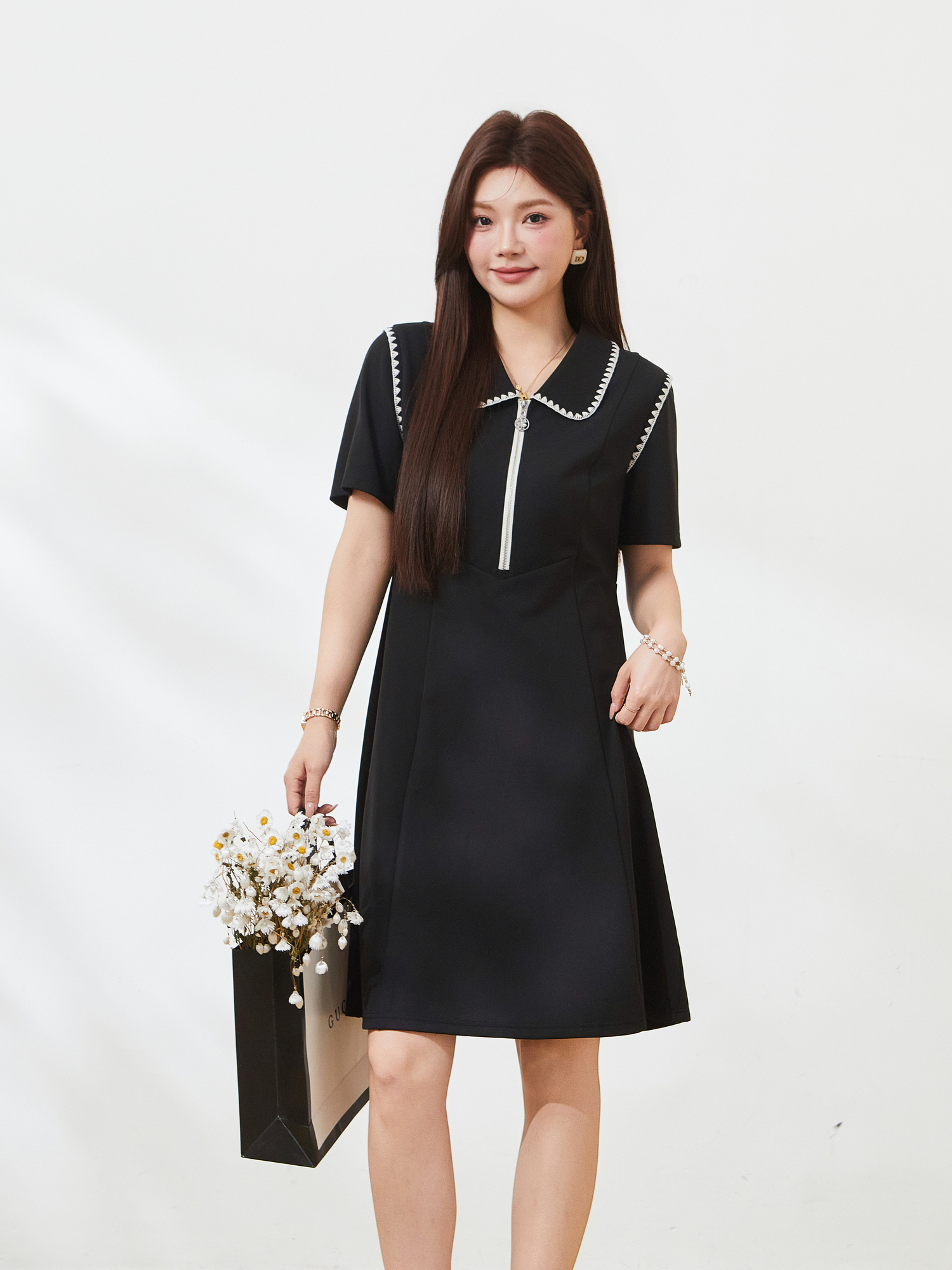 POLO collar and waist A-line shell embroidered dress，FXQ7227
