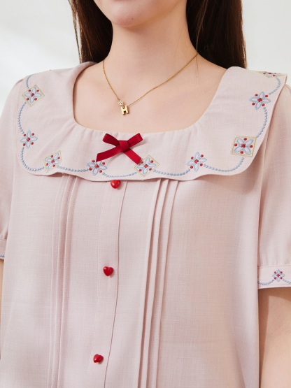 Vintage embroidery lotus leaf square neck shirt FXA7500
