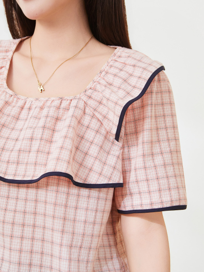 Square-necked floral-patterned shirt with ruffle edges FXA7200