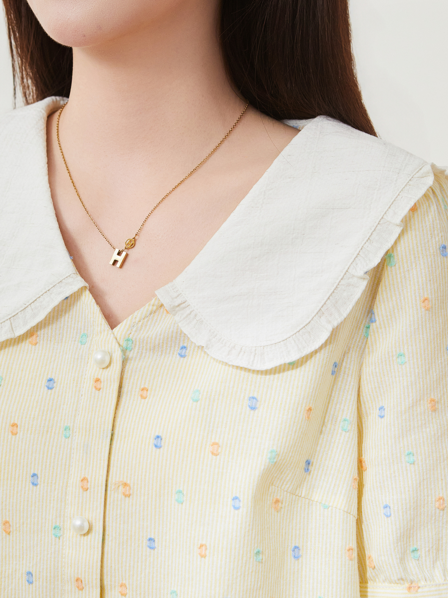 Contrast-colored baby-collar floral shirt FXA7215