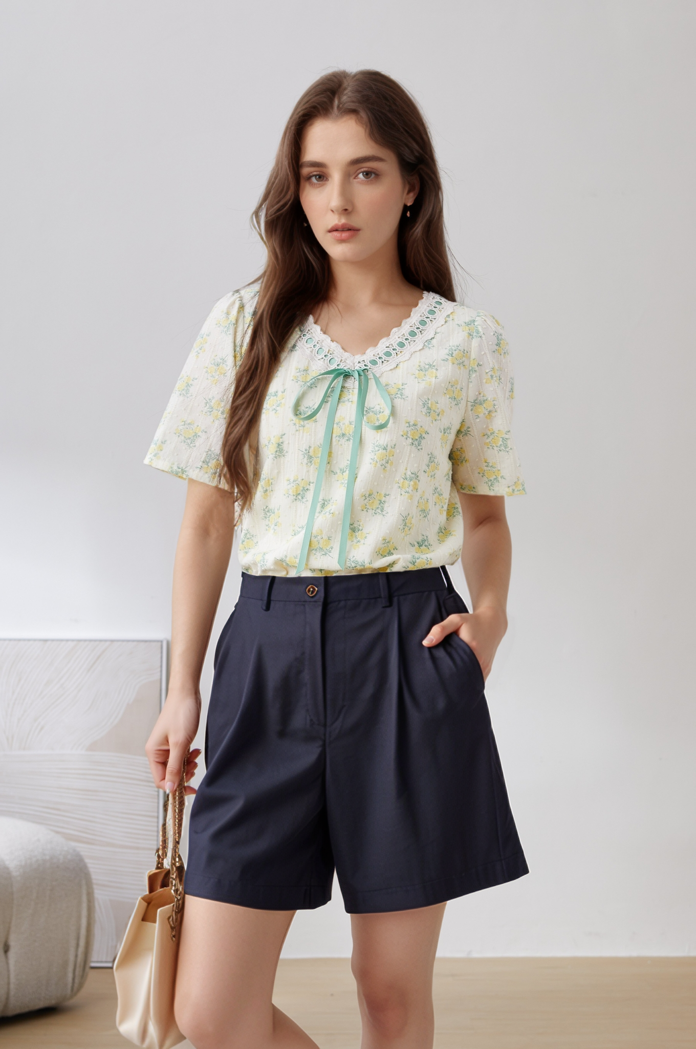 Lace Collar Floral Blouse EXA2981