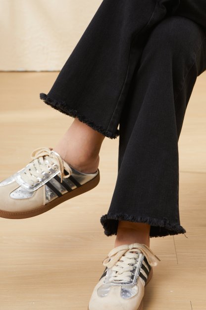 Flared Slim Fit Slimming Denim Pants EDK5718