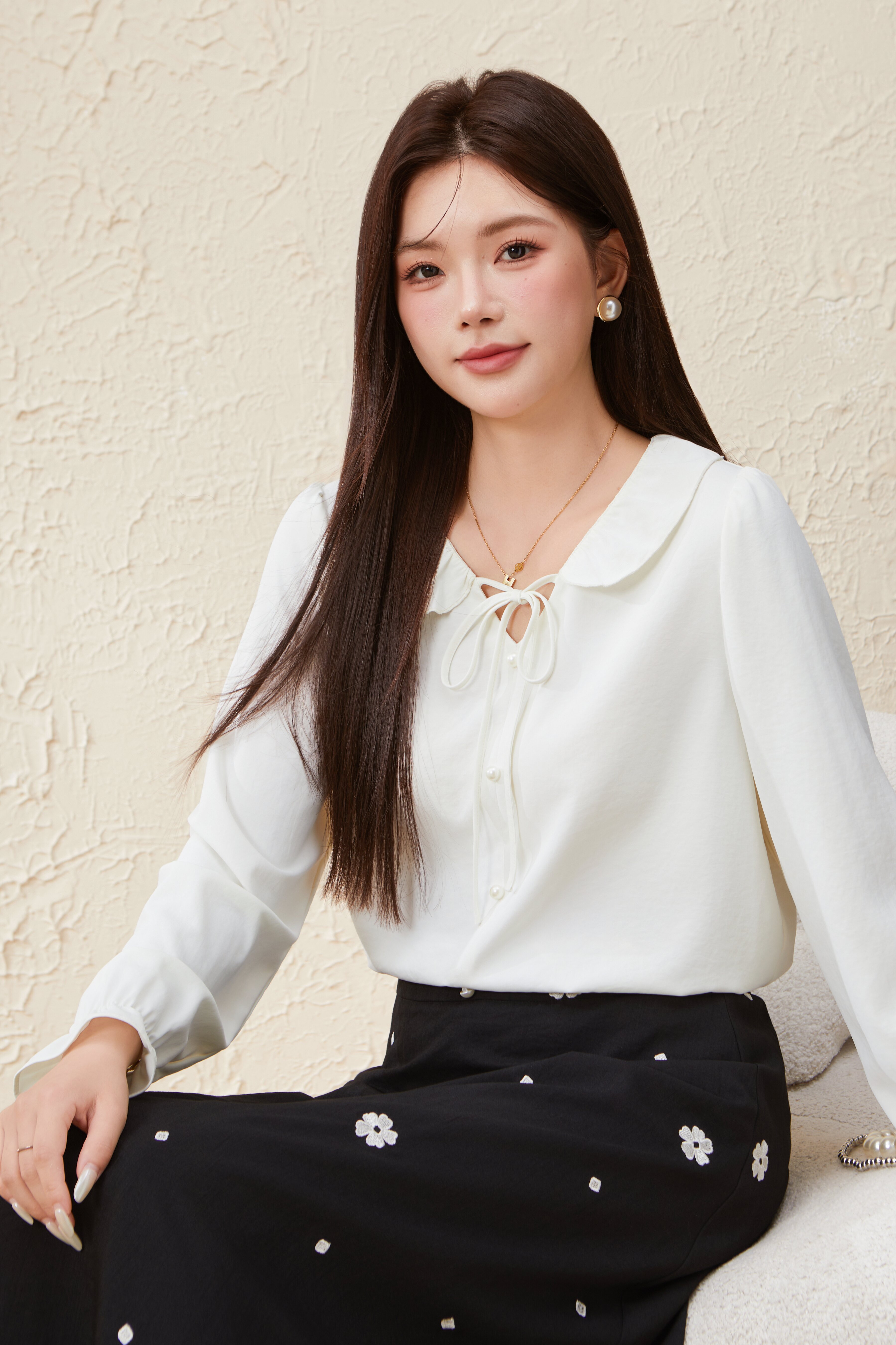 Lotus Leaf Collar Lace-up Blouse EDA5622