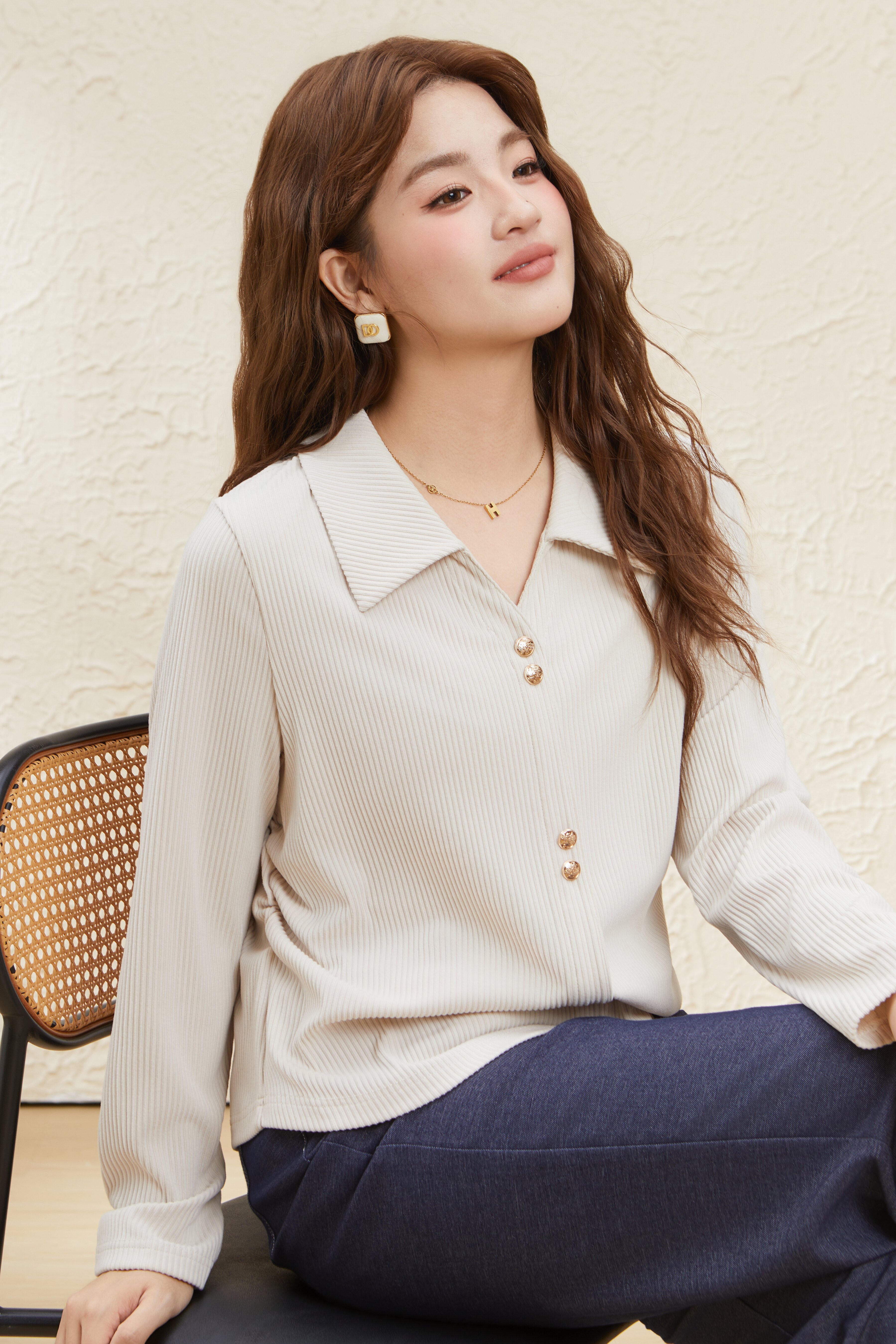 Turn-down Collar Ribbed Top EDZ5608