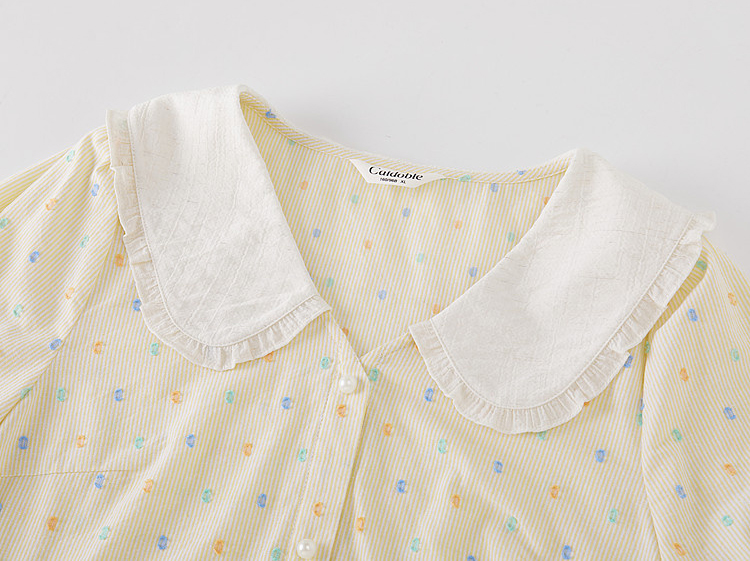 Contrast-colored baby-collar floral shirt FXA7215