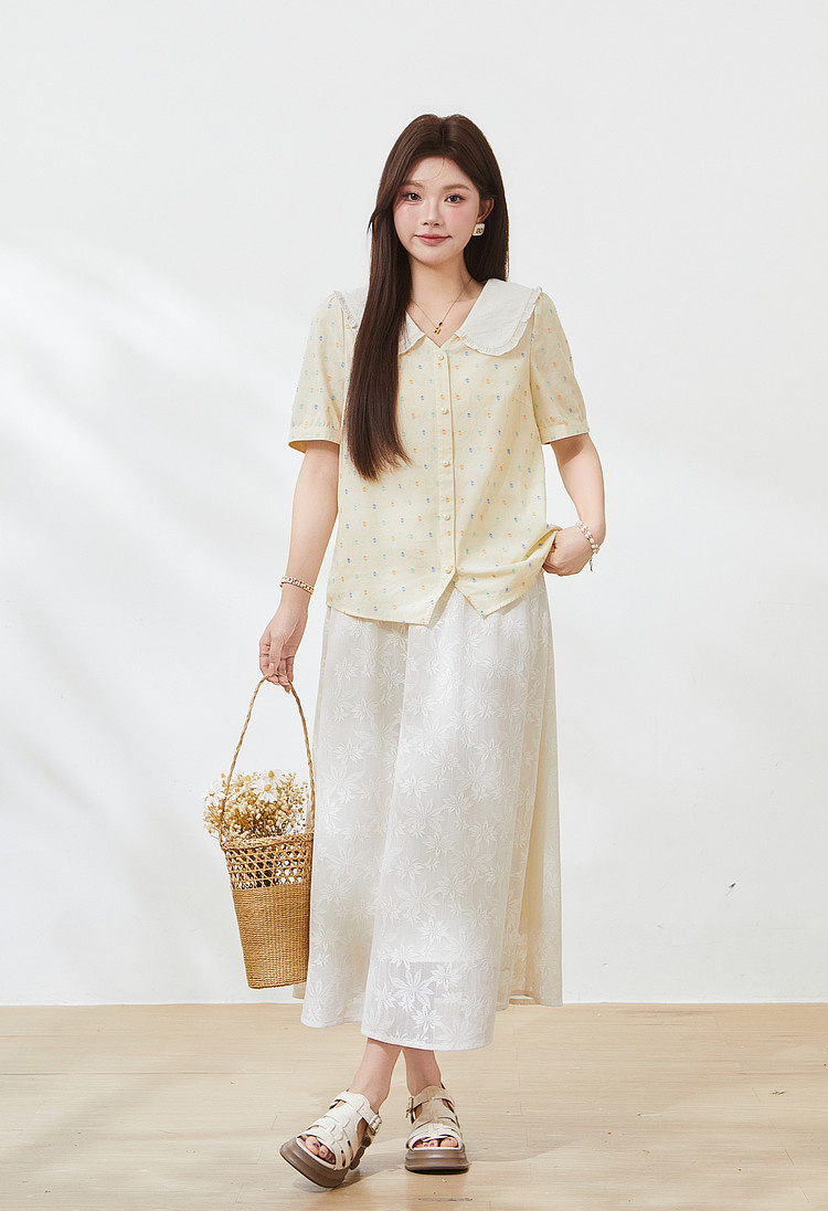 Contrast-colored baby-collar floral shirt FXA7215