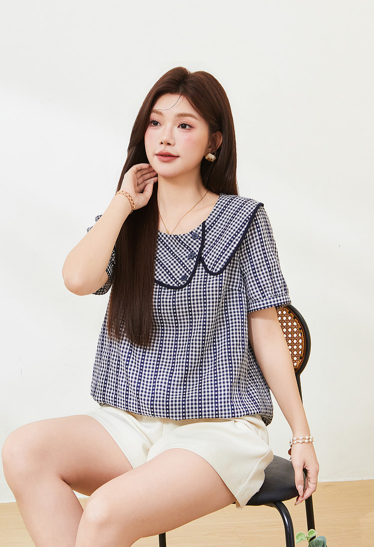 Round-neck blue checkered puff-sleeve blouse FXA7321