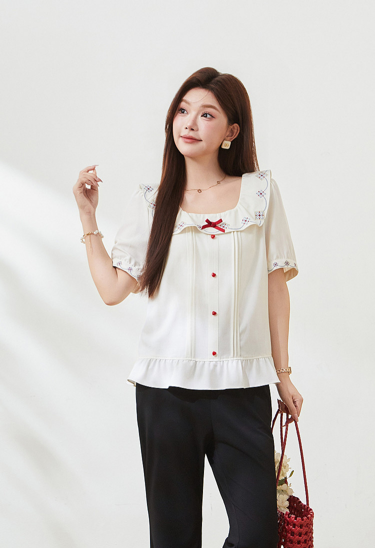 Vintage embroidery lotus leaf square neck shirt FXA7500