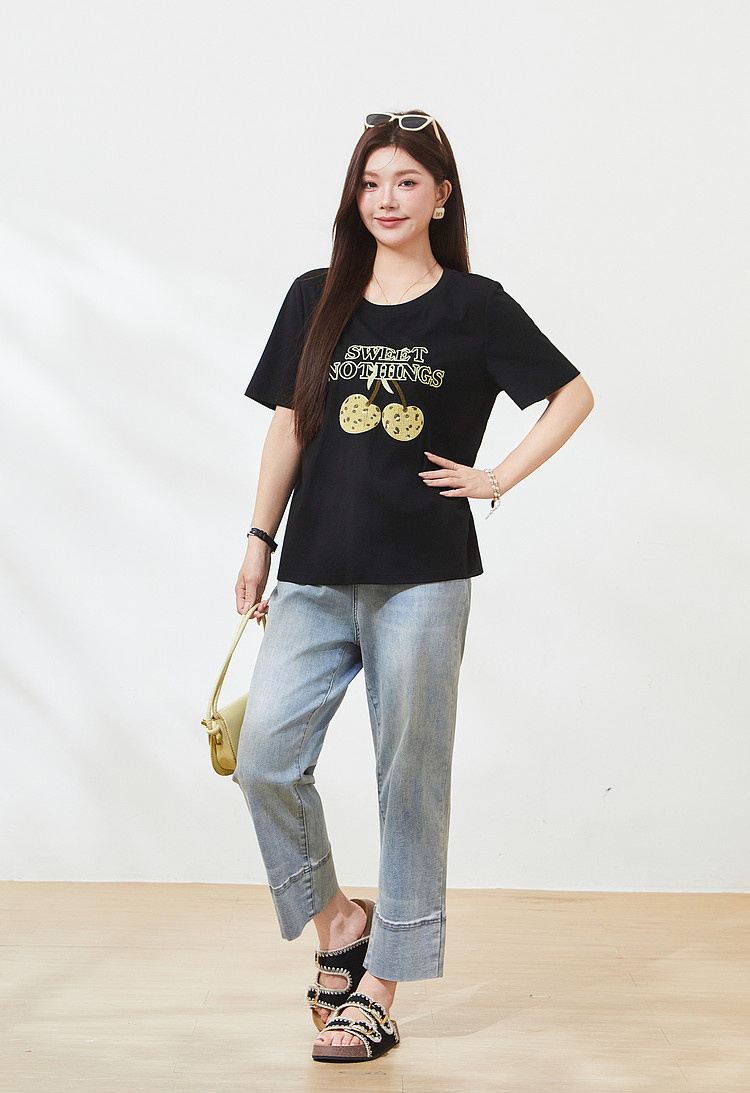 Design inspired Embroidered Cherry T-shirt，FXZ7233