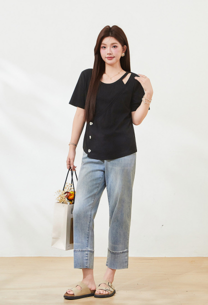 Irregularly cut-out knitted T-shirt FXZ7296