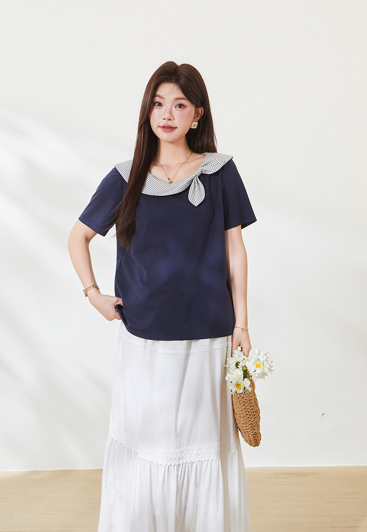 Round neck contrasting striped bow T-shirt，FXZ9032