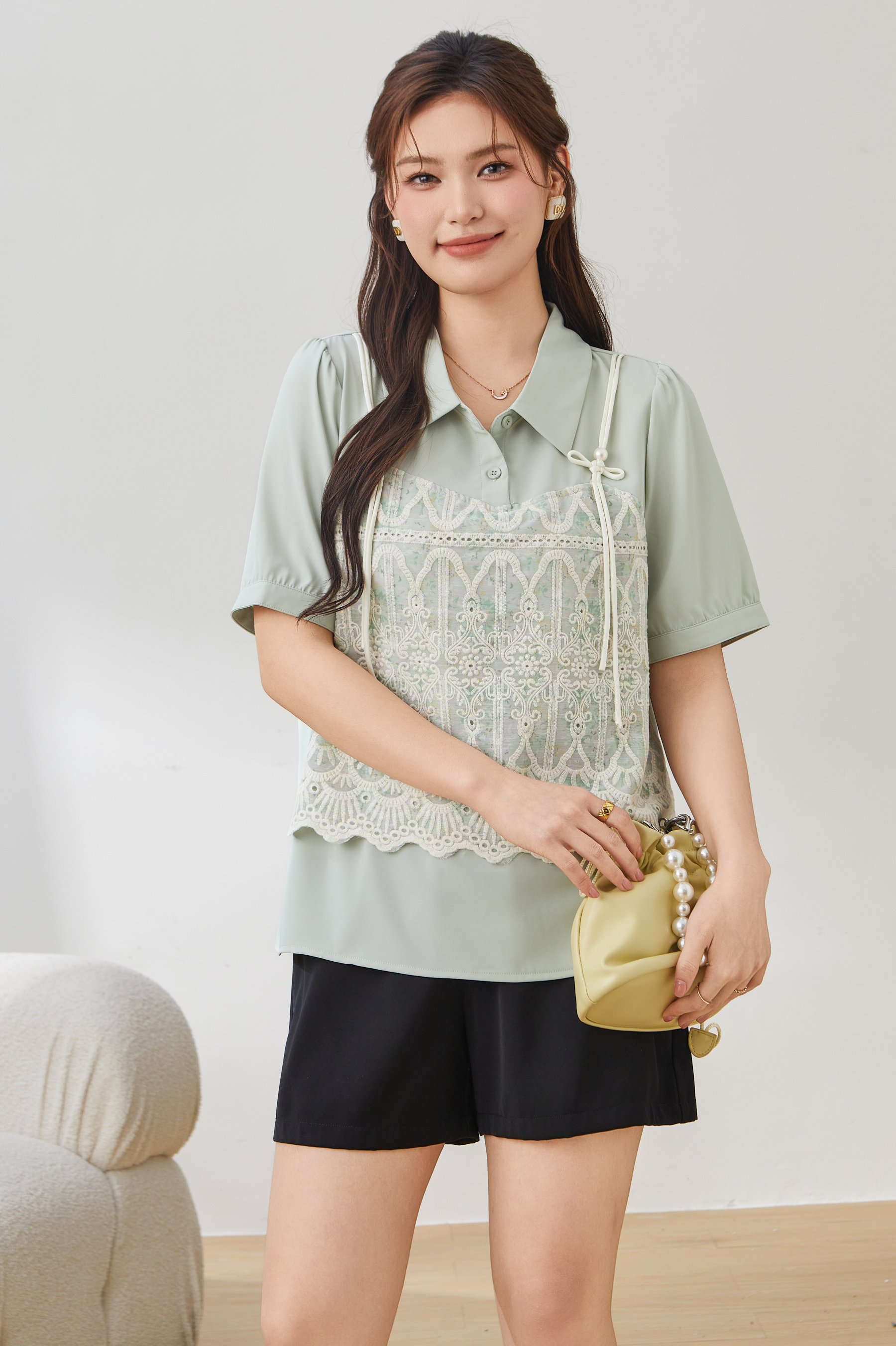 Lace Crochet Fake Two-Piece Shirt DXA1610