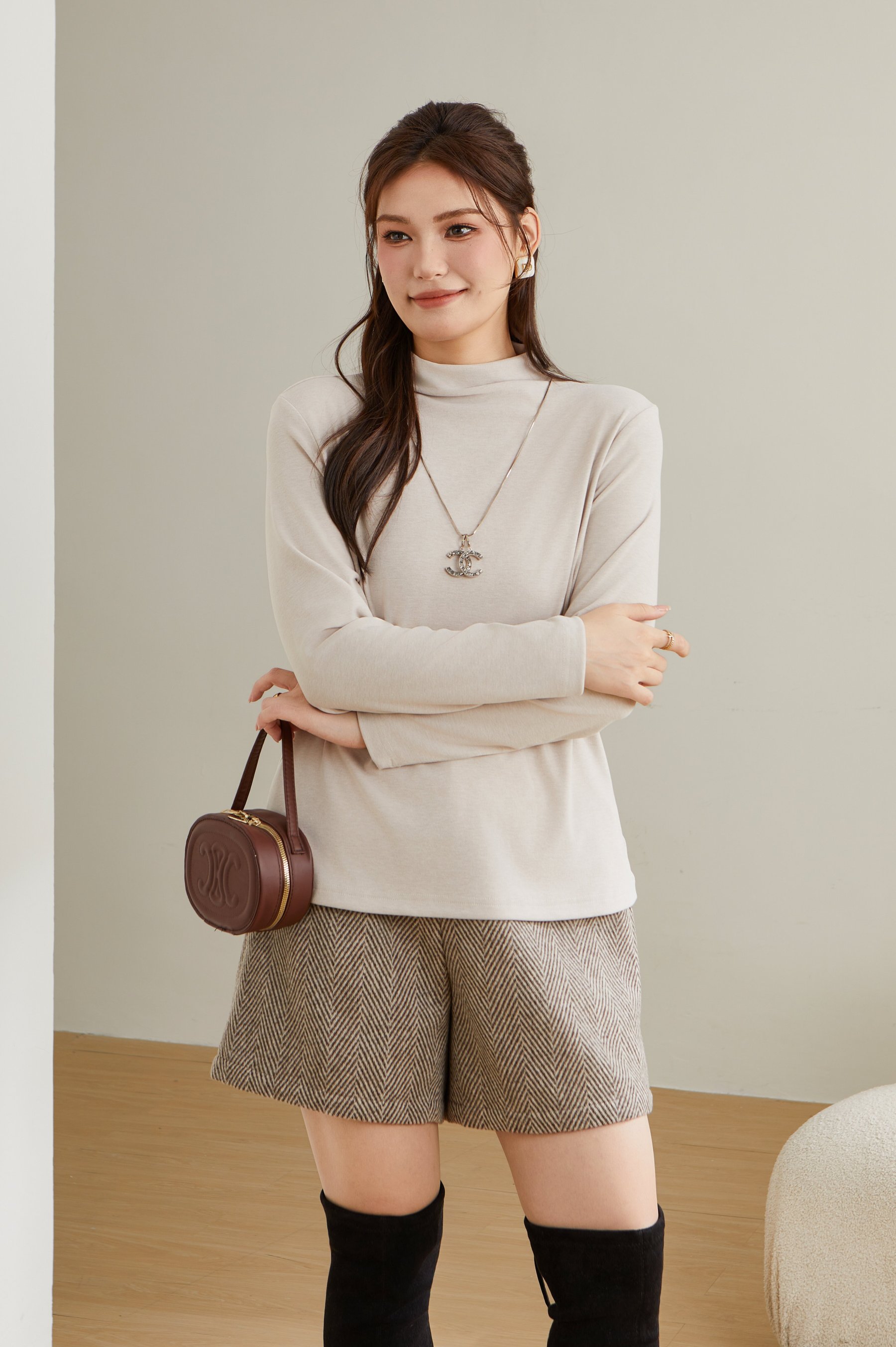 Warm Slim Fit Pile Collar Top DDZ2270