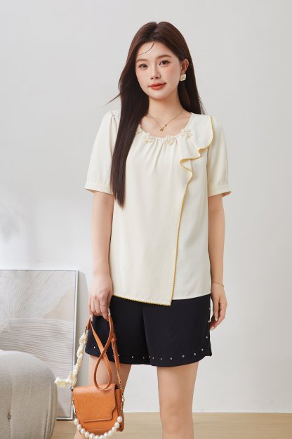 Ruffled Edge Embroidered Blouse EXA3055