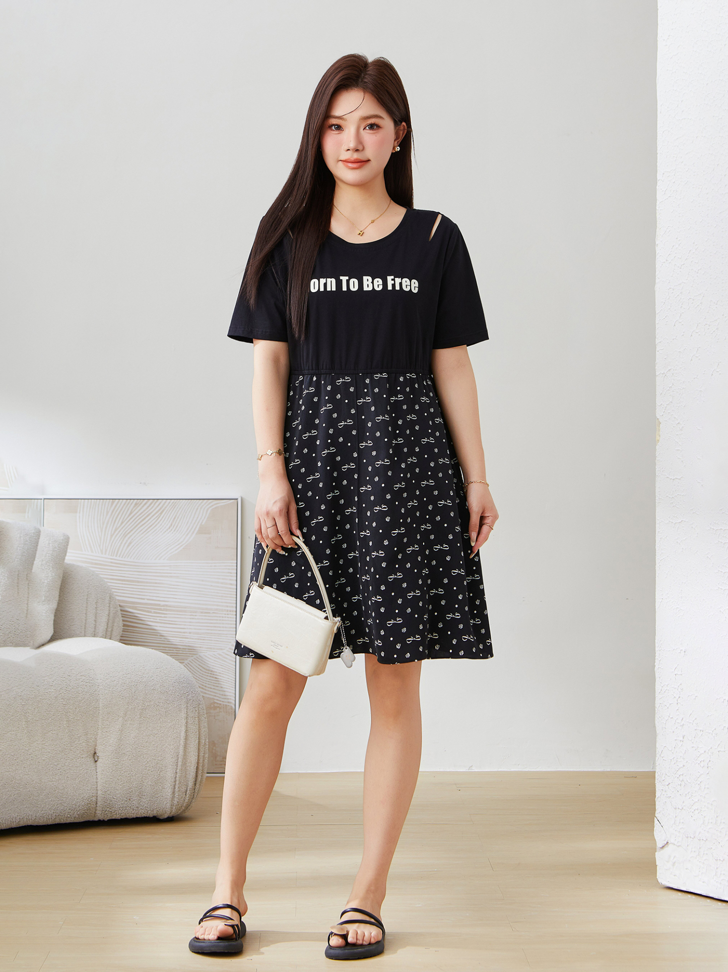 round Neck Hollow-out Cinched Floral Dress Exq5216