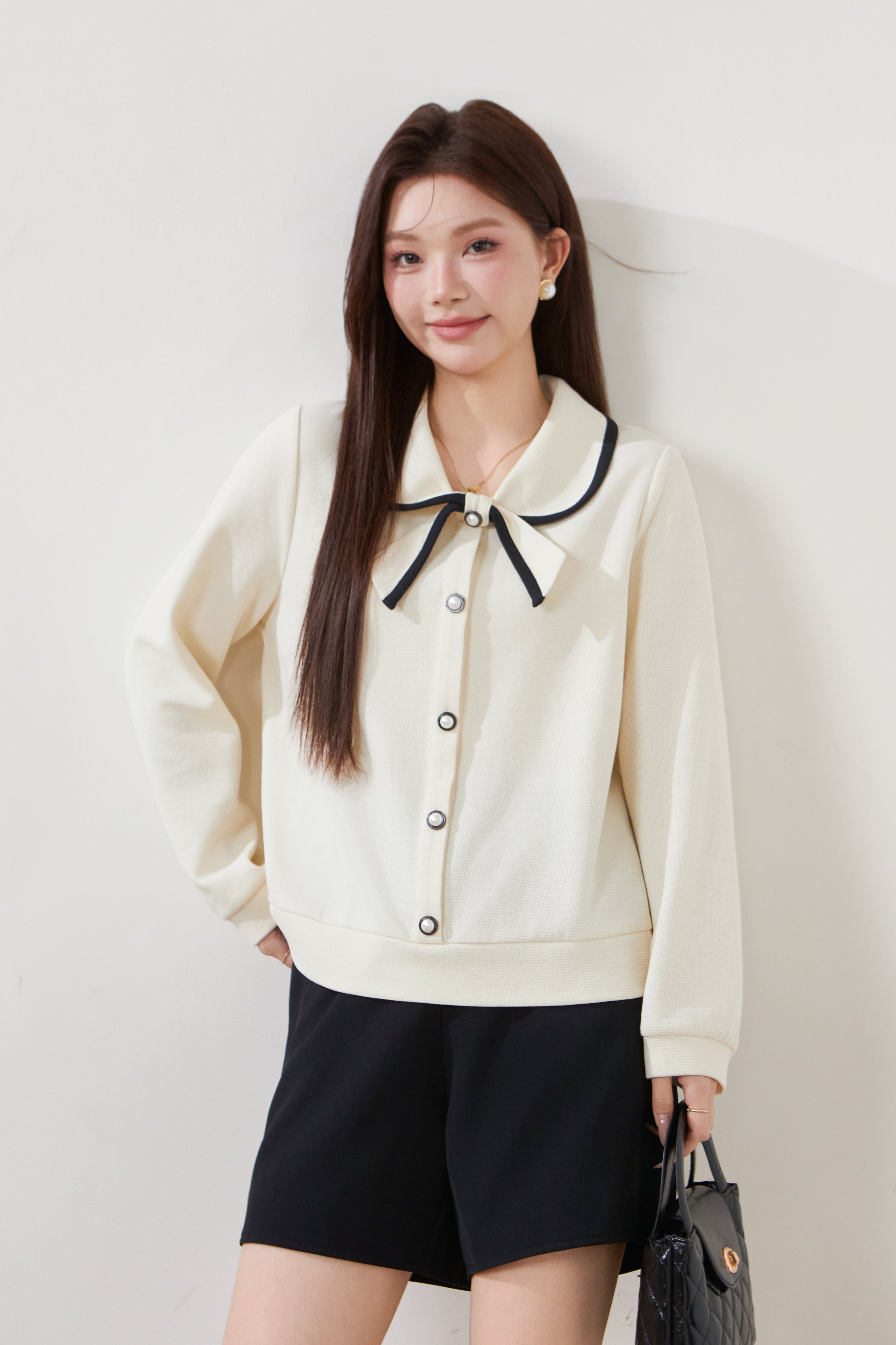 Two-tone bow-tie long-sleeve sweatshirt FCZ6957