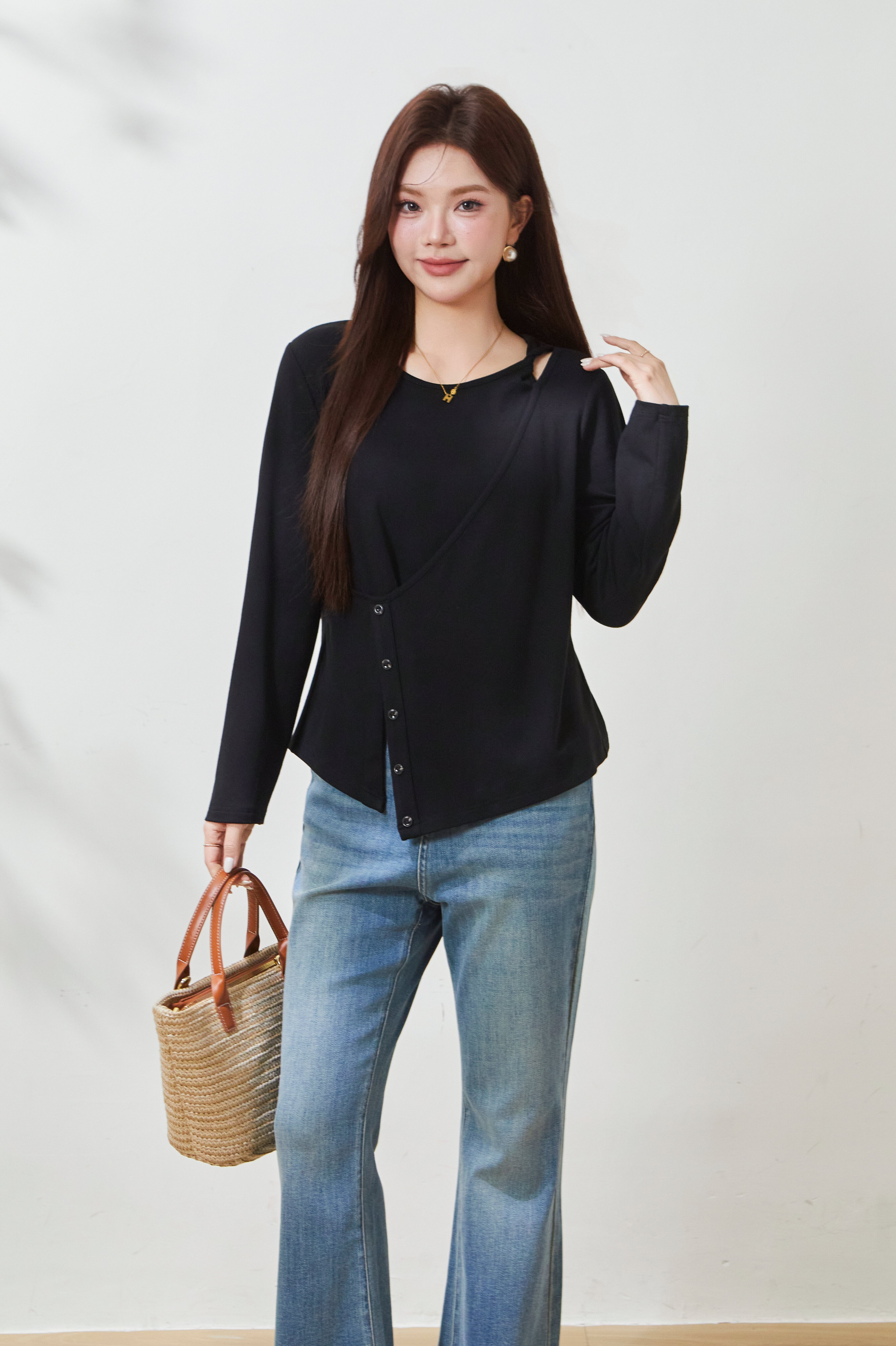 Side slit twisted hollow-out knit T-shirt FCZ6968