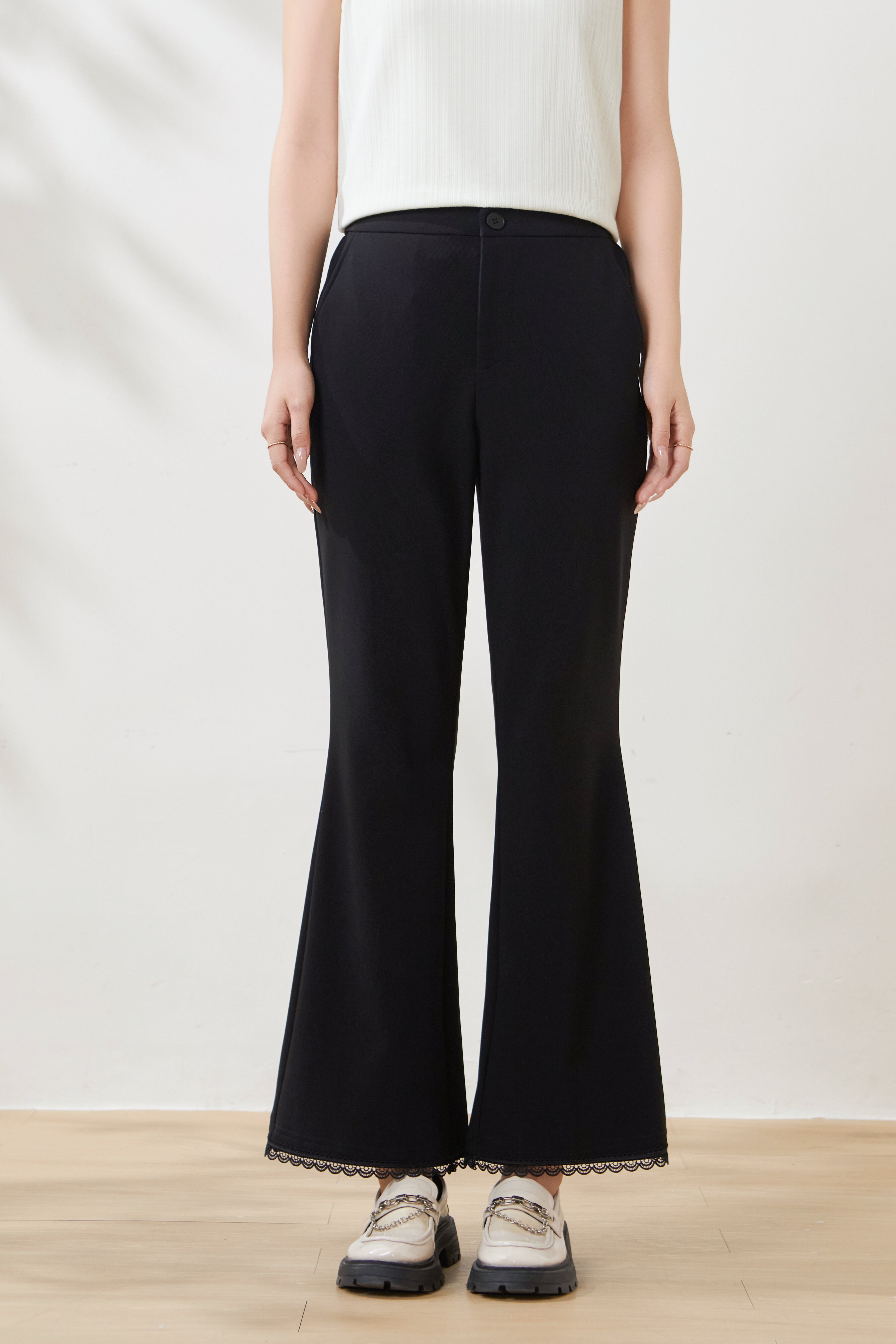 High-waisted lace-trimmed flared cropped pants FXK7021