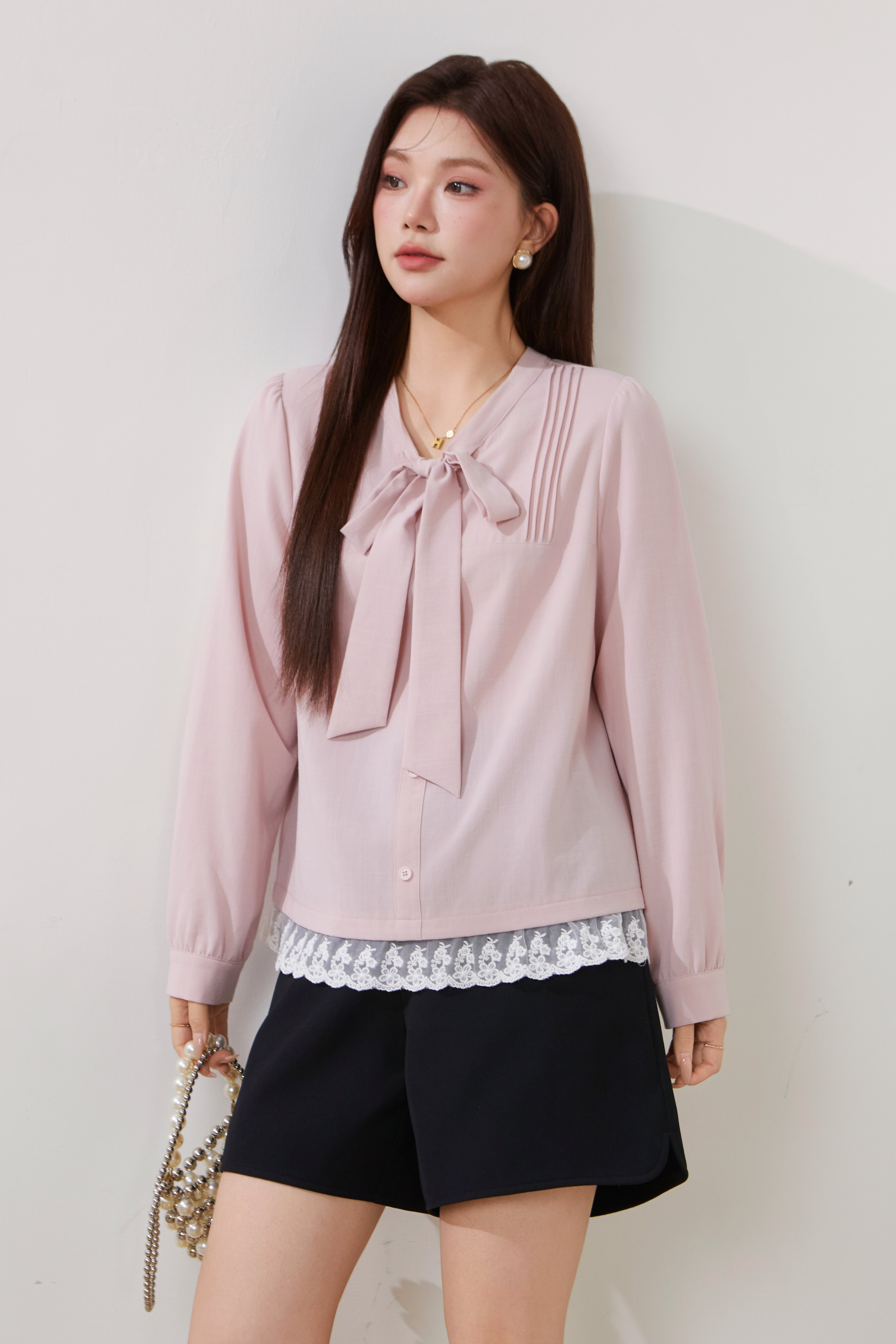 Lace-up lace-trim blouse FCA6863