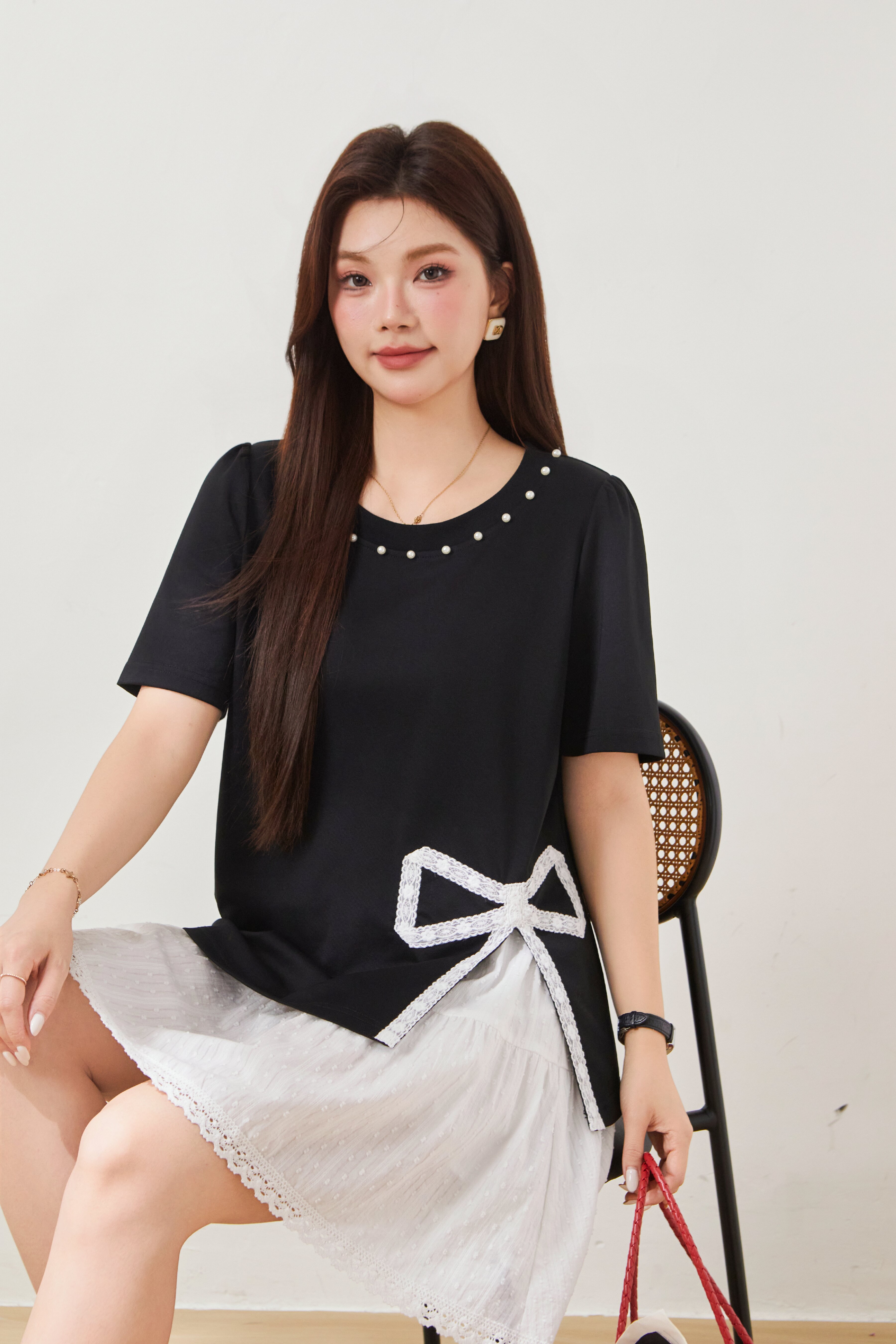 Round neck nail pearl slit temperament T shirt FXZ8060