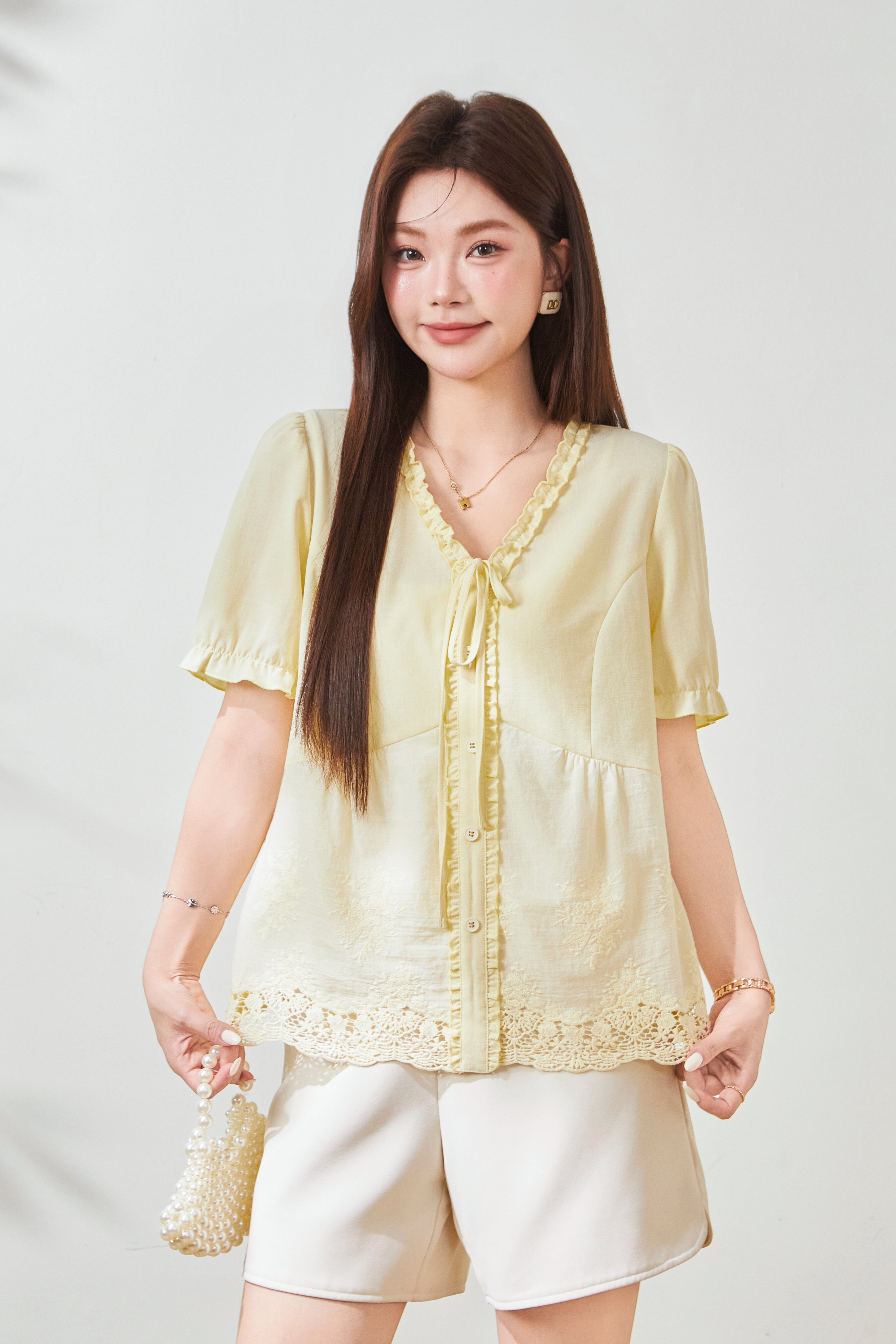 Sweet mushroom edge tied V-neck hollow embroidery shirt FXA9015