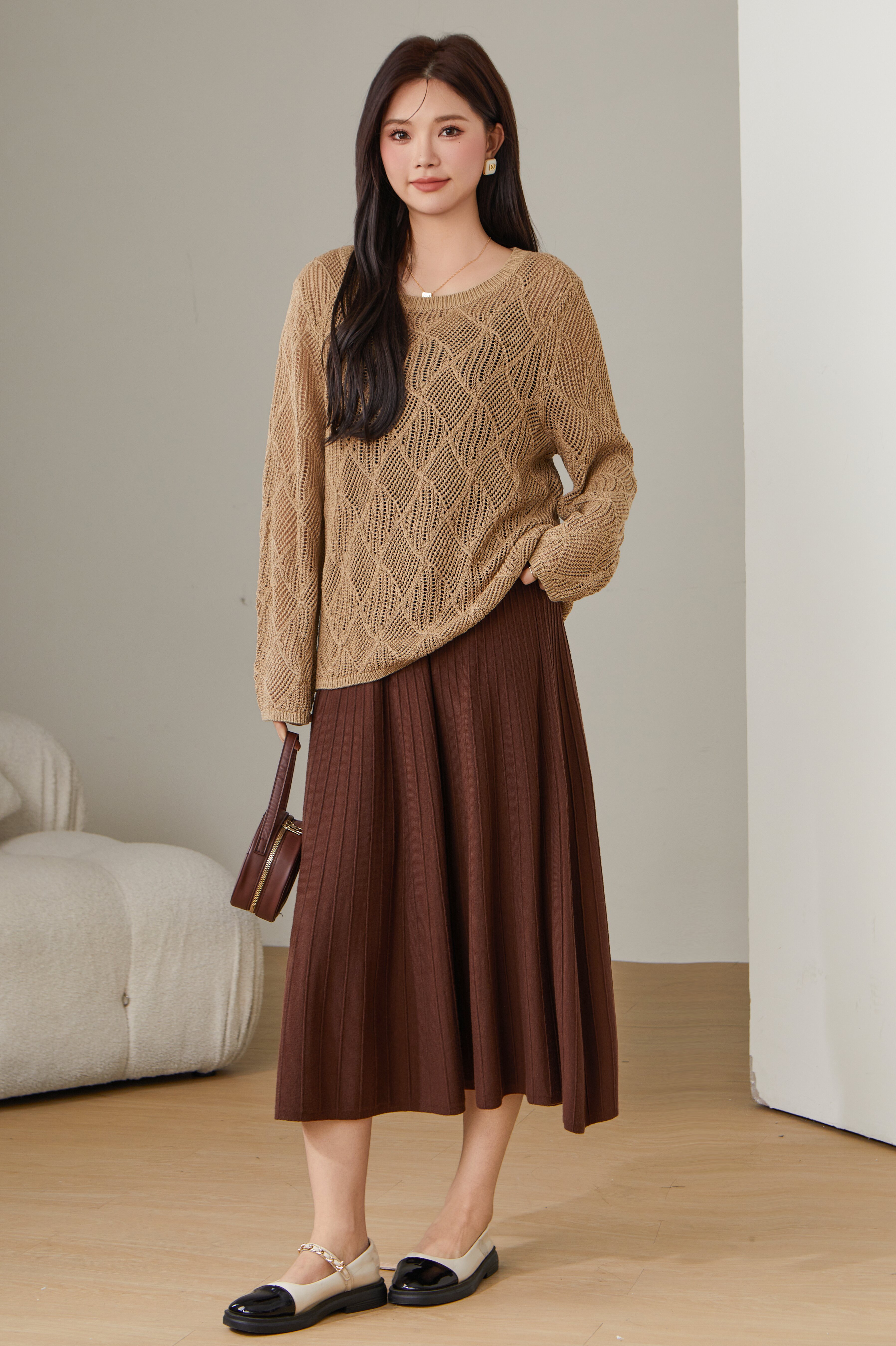 Round Neck Hollow Sweater DDMY1899