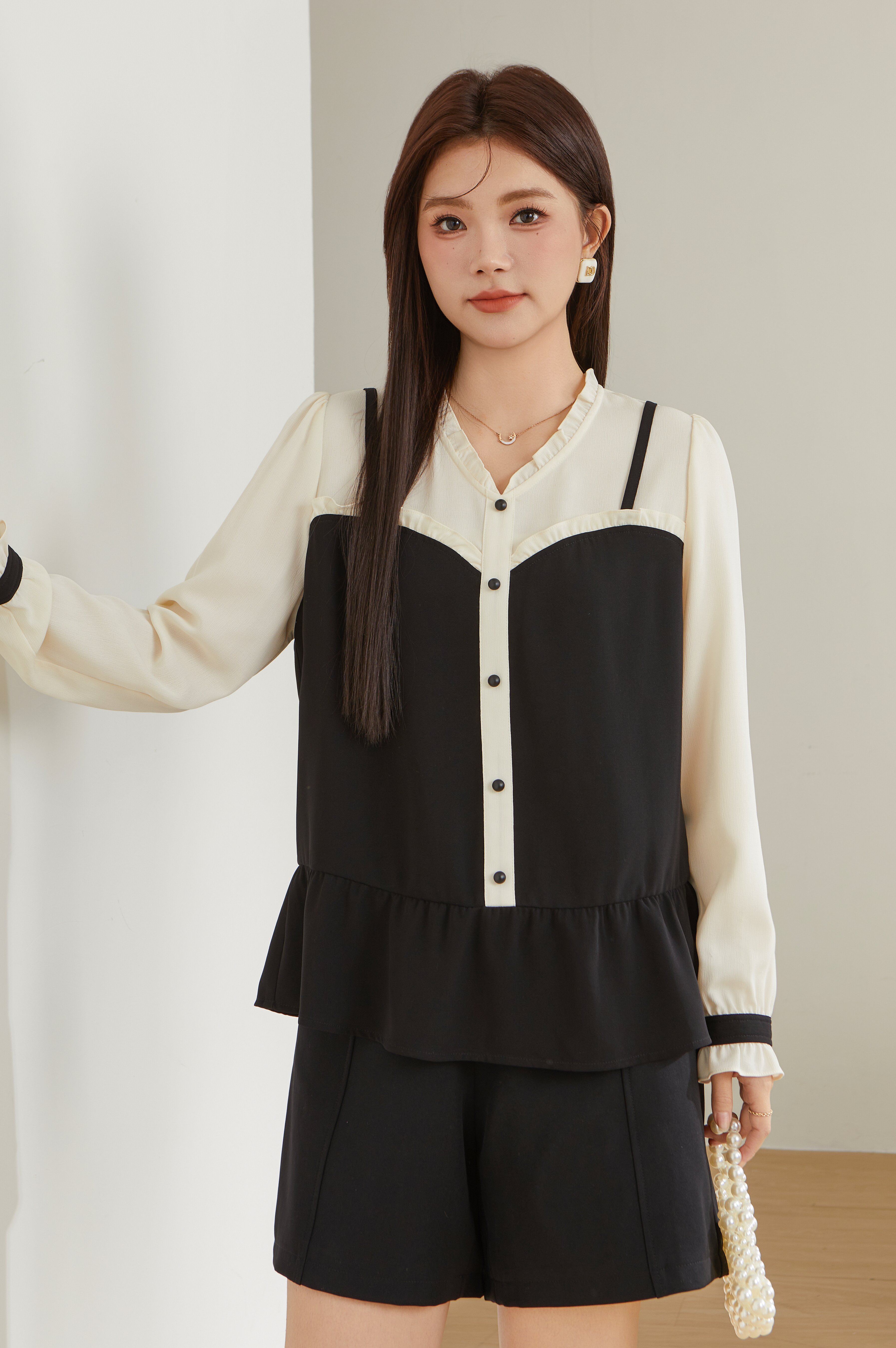 Fake Two-Piece Patchwork Ruffle Blouse ECA2381