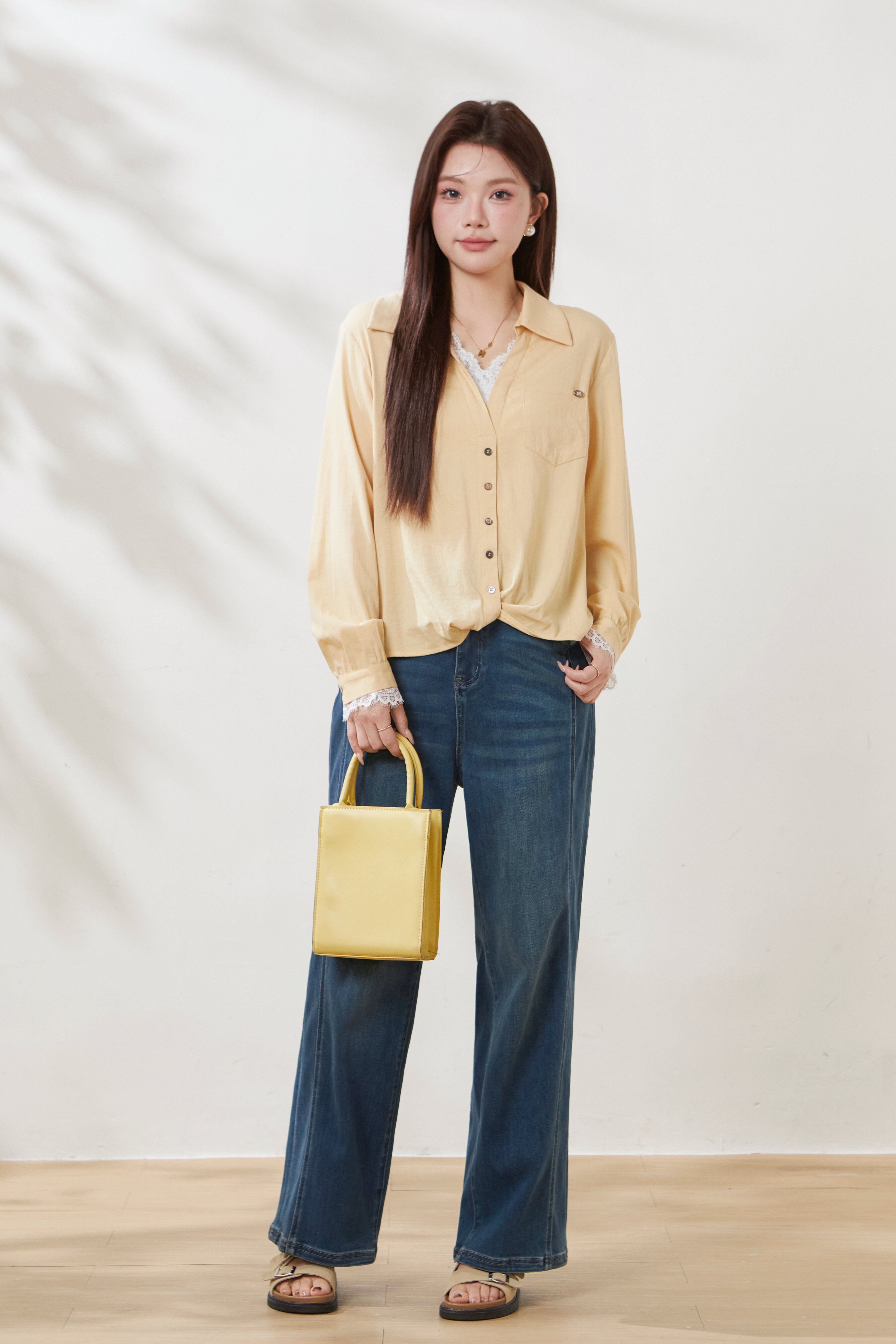 V-neck lace faux two-piece shirt FCA6899