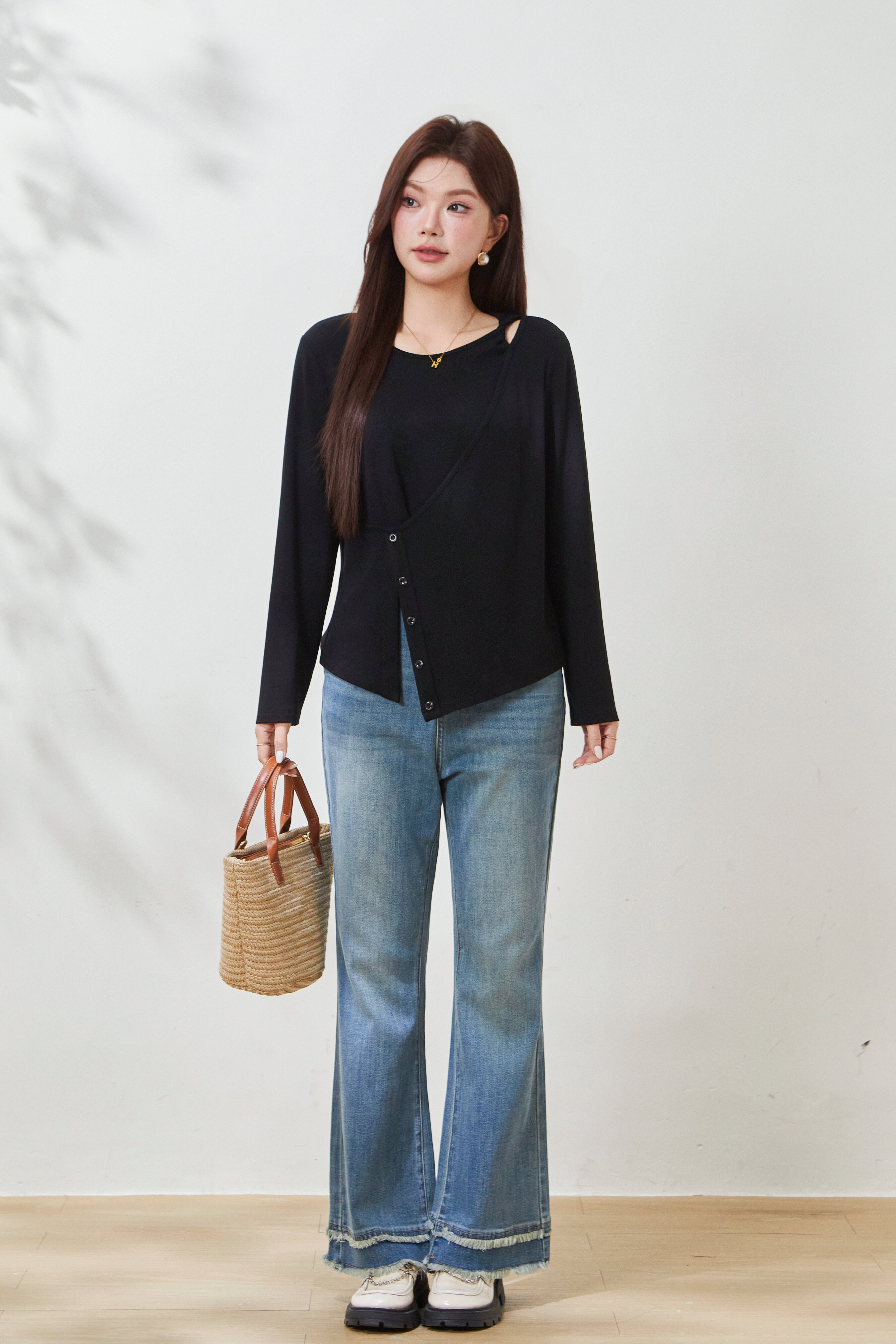 Side slit twisted hollow-out knit T-shirt FCZ6968