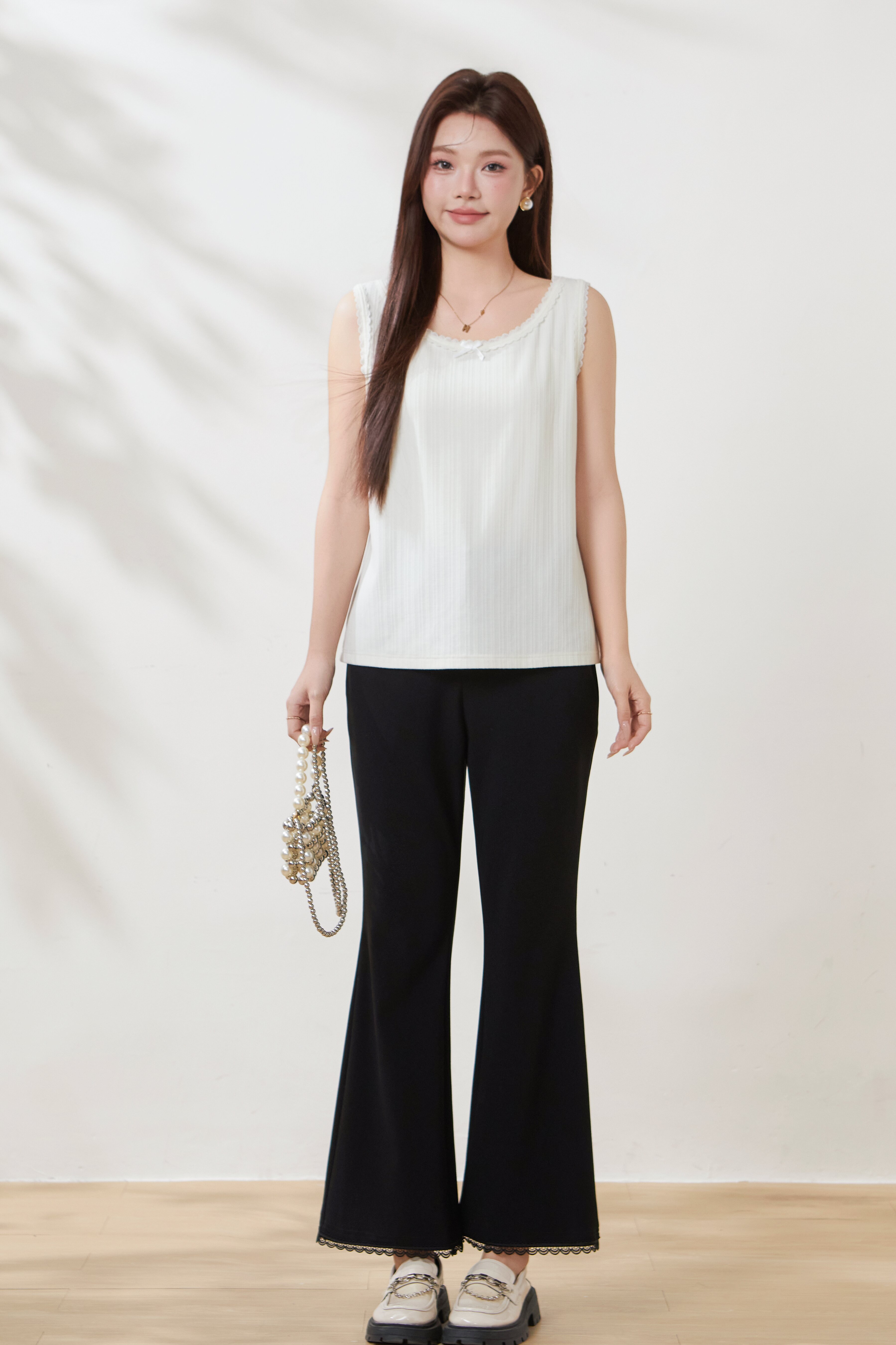 High-waisted lace-trimmed flared cropped pants FXK7021